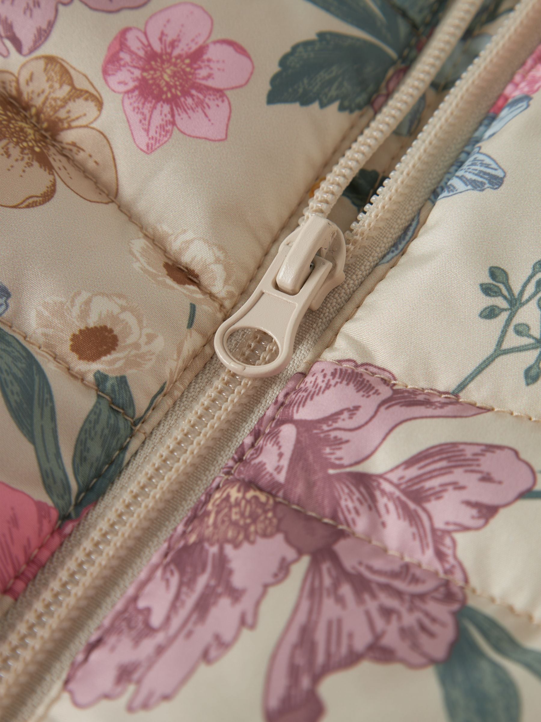 Name It Gilet matelassé »NMFMYLANE VEST AOP3«