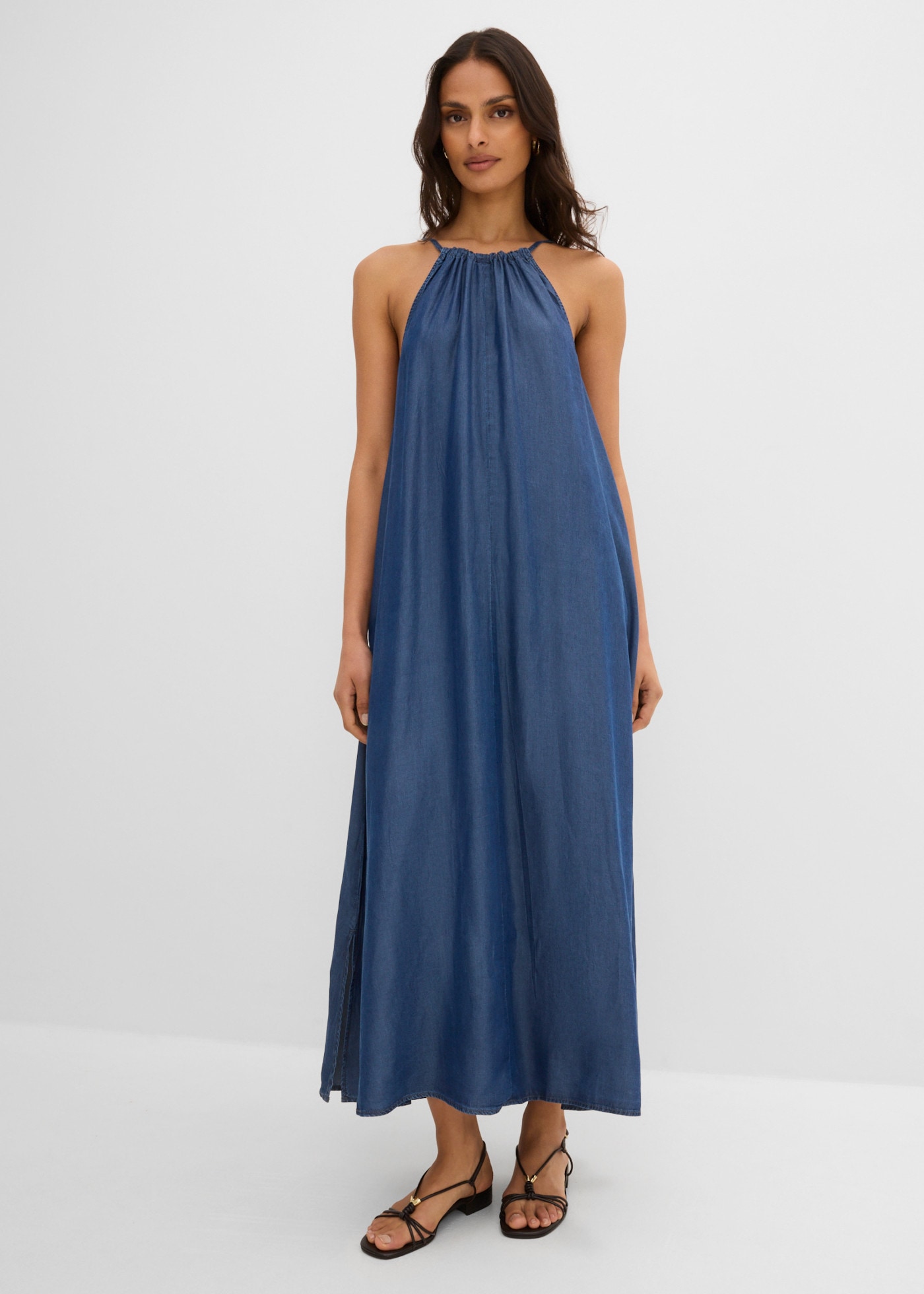 bonprix Robe en jean »Jeanskleid aus fliessendem Lyocell« für lässigen Look, aus Lyocell (TENCEL™), in A-Linie