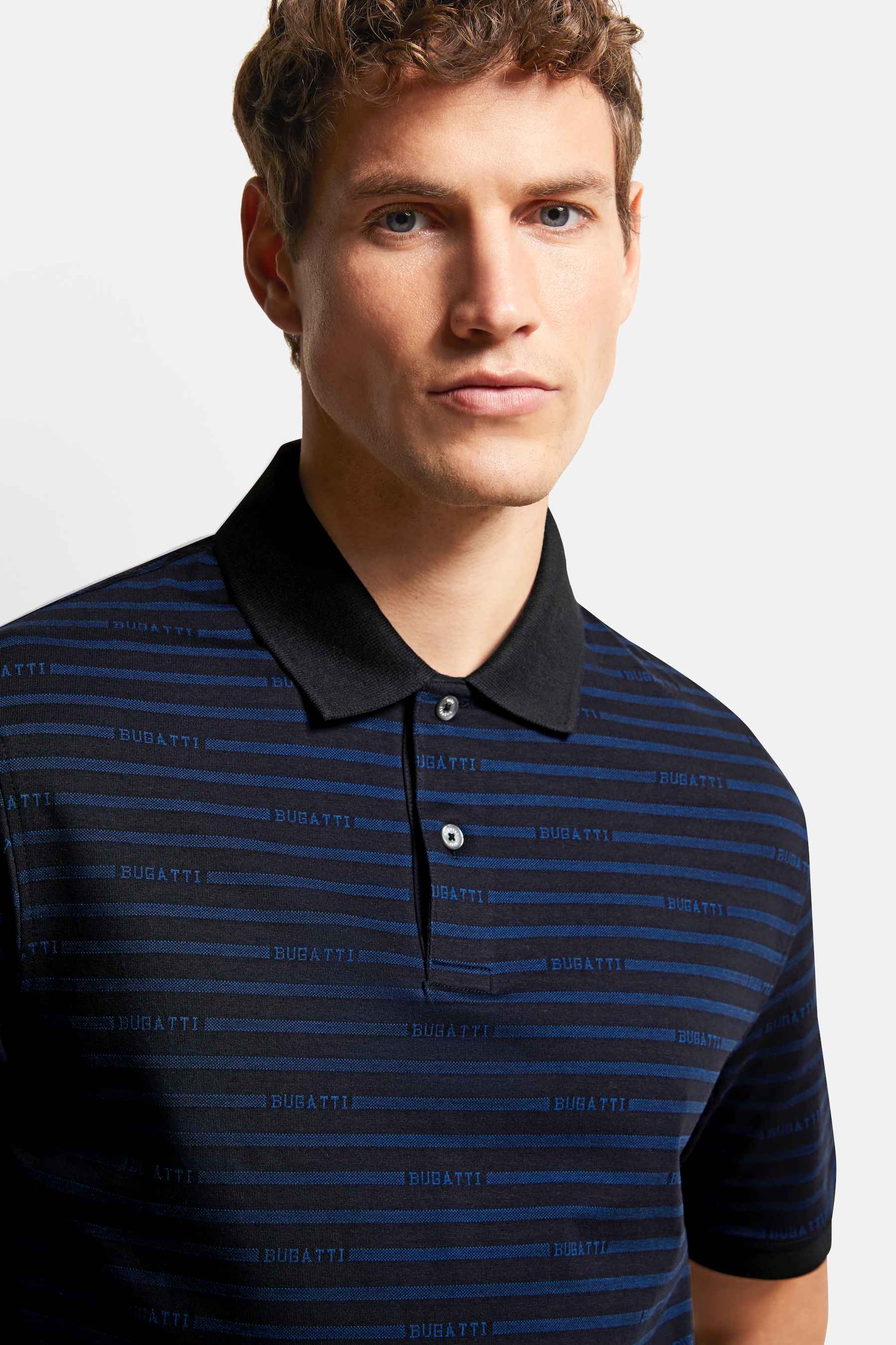 bugatti Poloshirt mit Logo-Schriftzug