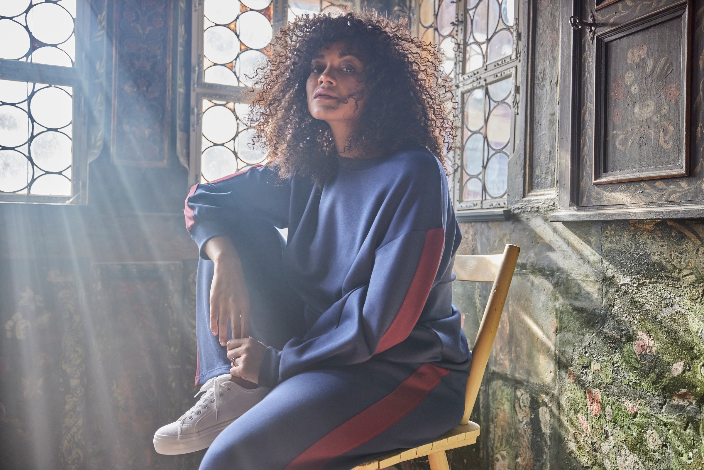 Aniston PLUS Sweathose, aus super weichen, elastischen Jersey-Qualität - NEUE KOLLEKTION