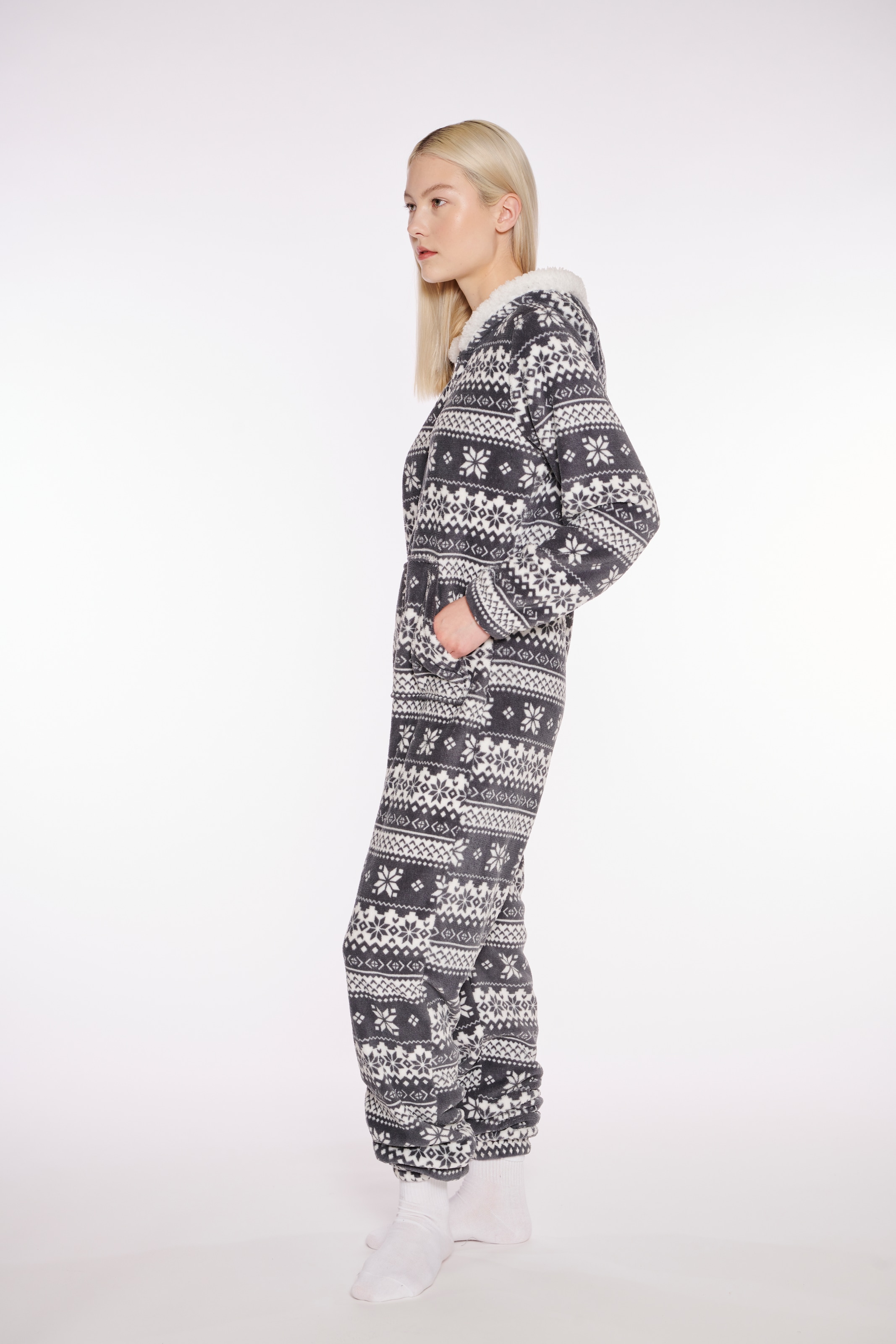 HaILY’S Fleeceoverall »LG P RP Me44lly« perfekt für die Winter und Weihnachtszeit