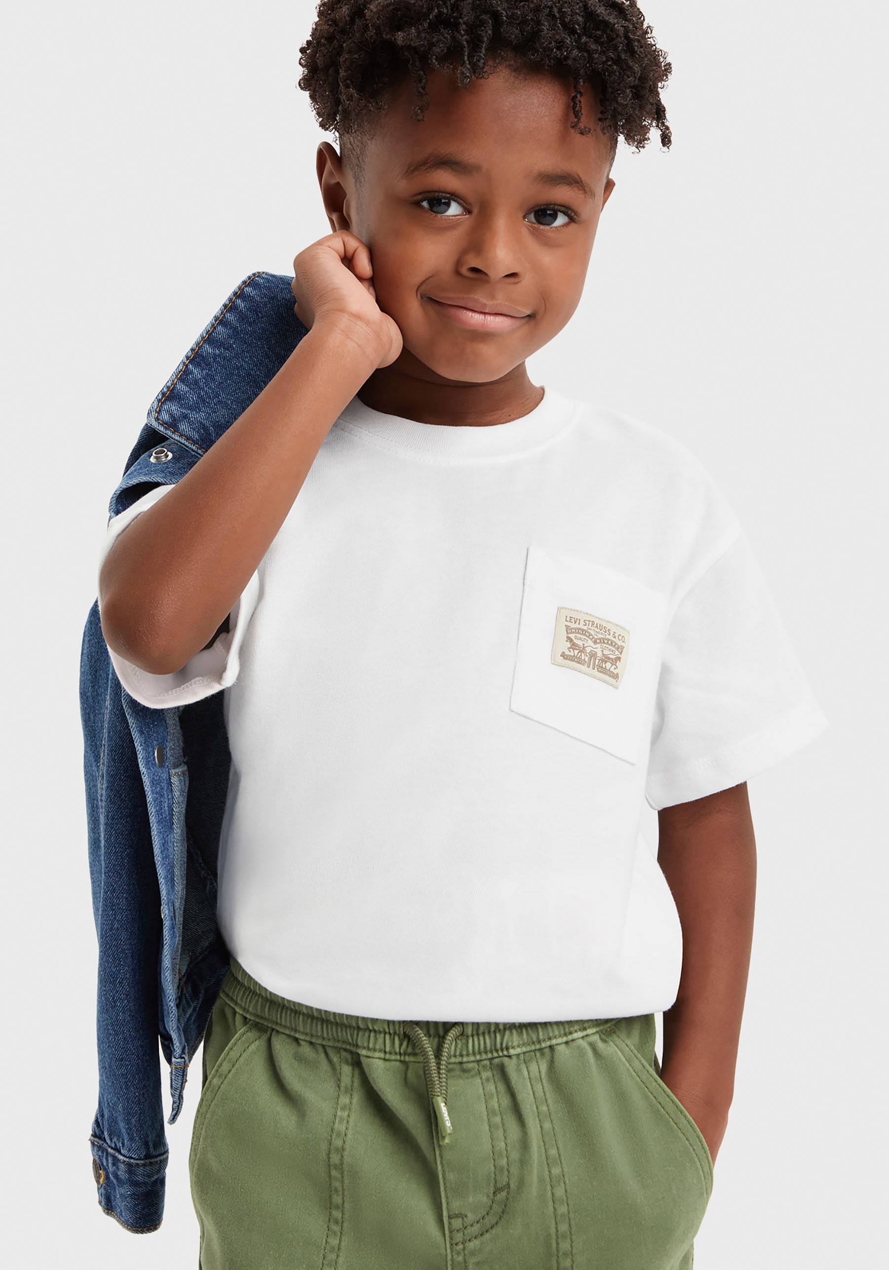 Levi's® Kids T-Shirt »LVB CURVED HEM POCKET TEE«, for BOYS