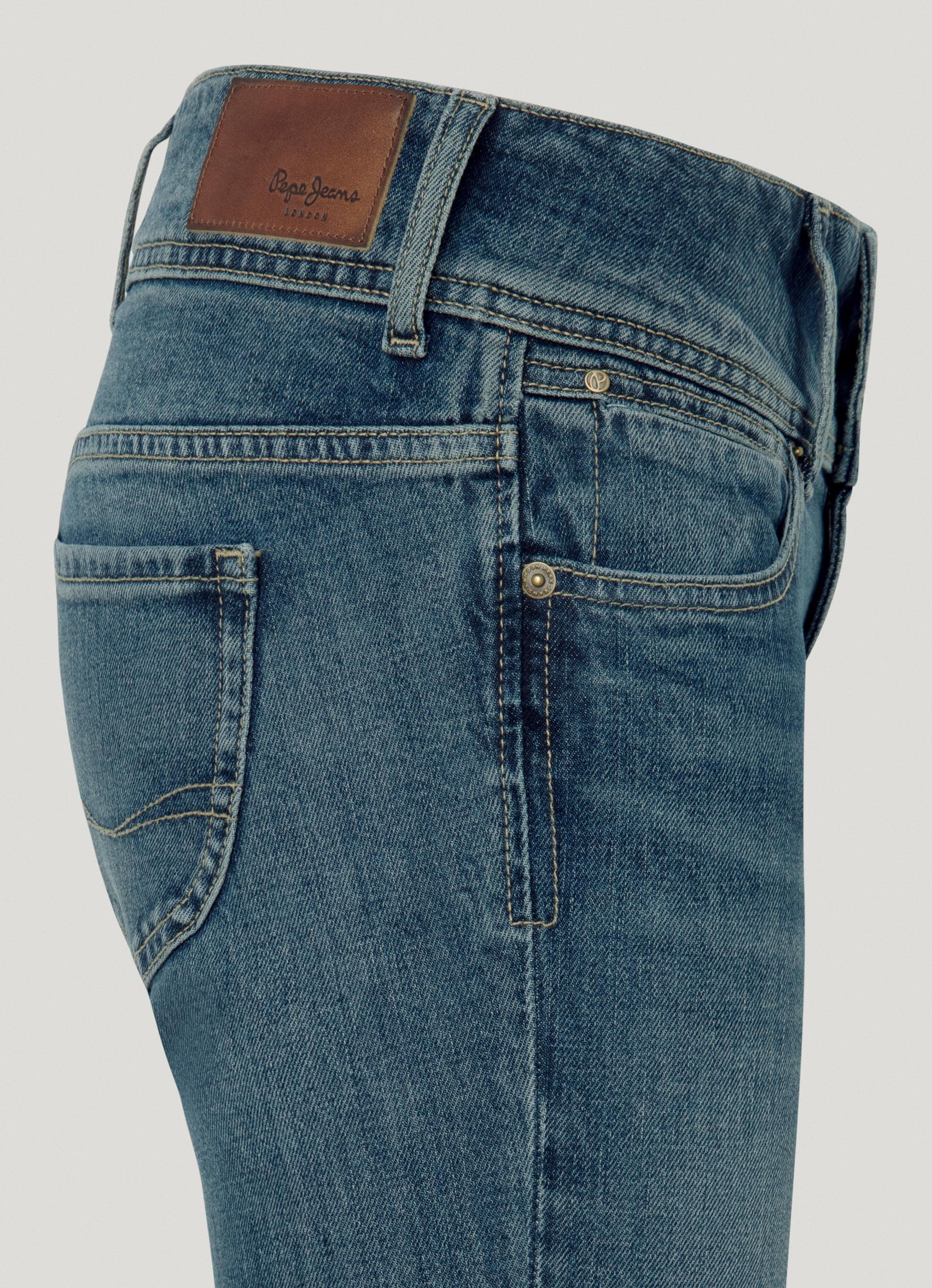 Pepe Jeans Slim-fit-Jeans »SLIM JEANS LW«, mit doppeltem Knopfverschluss