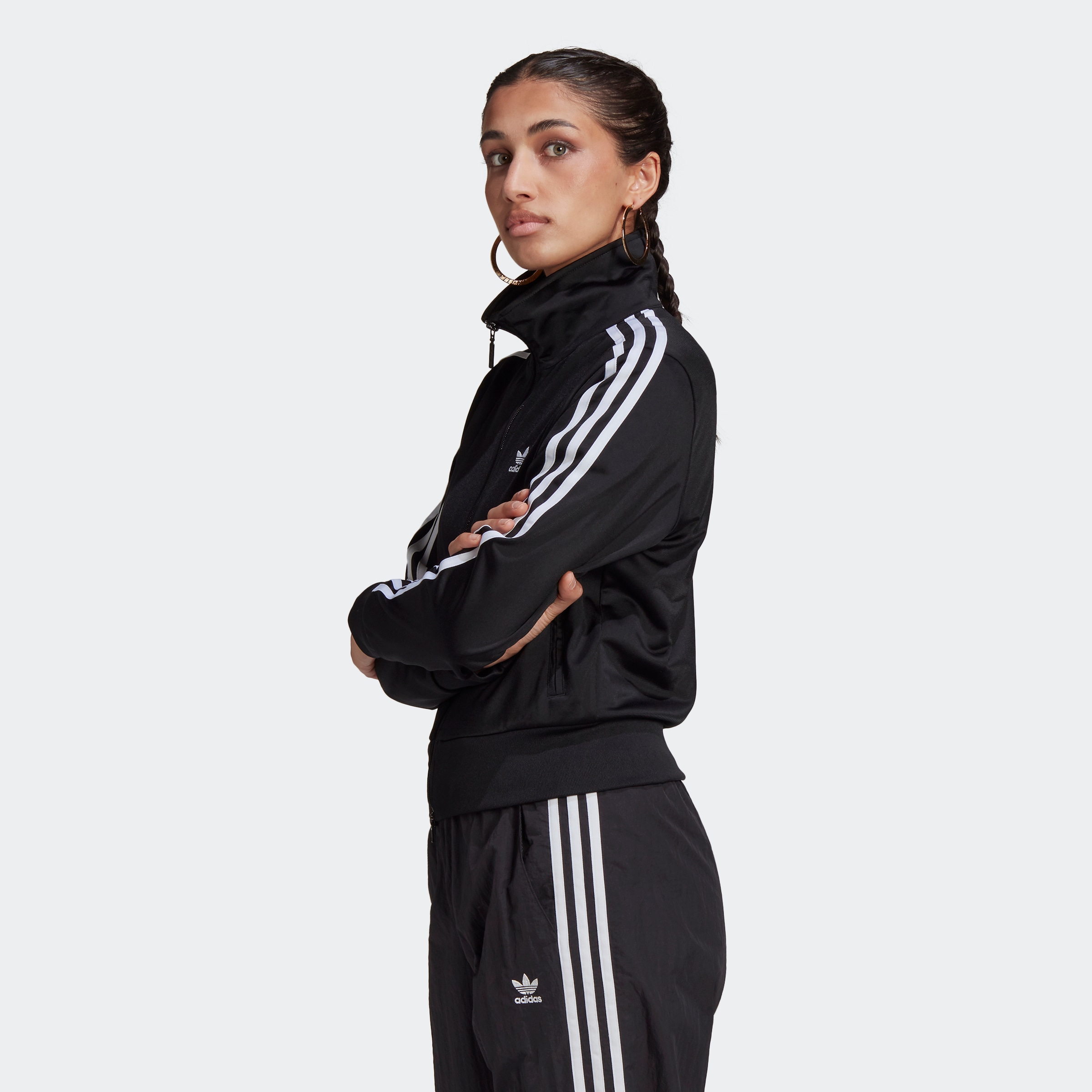 Entdecke adidas Originals »ADICOLOR CLASSICS ORIGINALS« FIREBIRD Trainingsjacke auf
