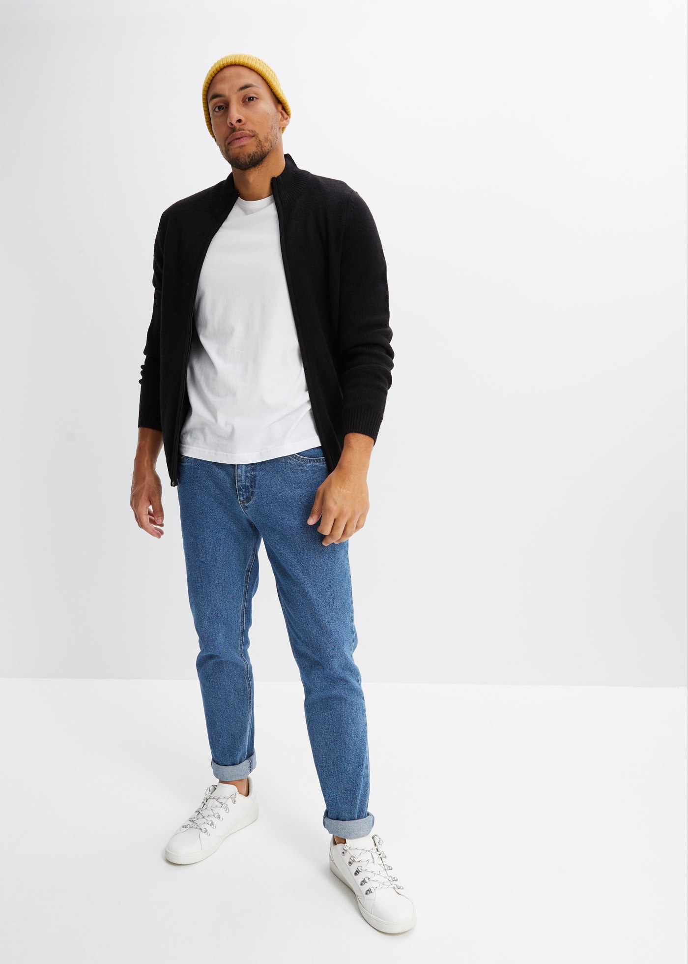 bonprix Veste en tricot »Feinstrickjacke« avec col montant, Regular Fit, en polyacrylique, avec fermeture éclair