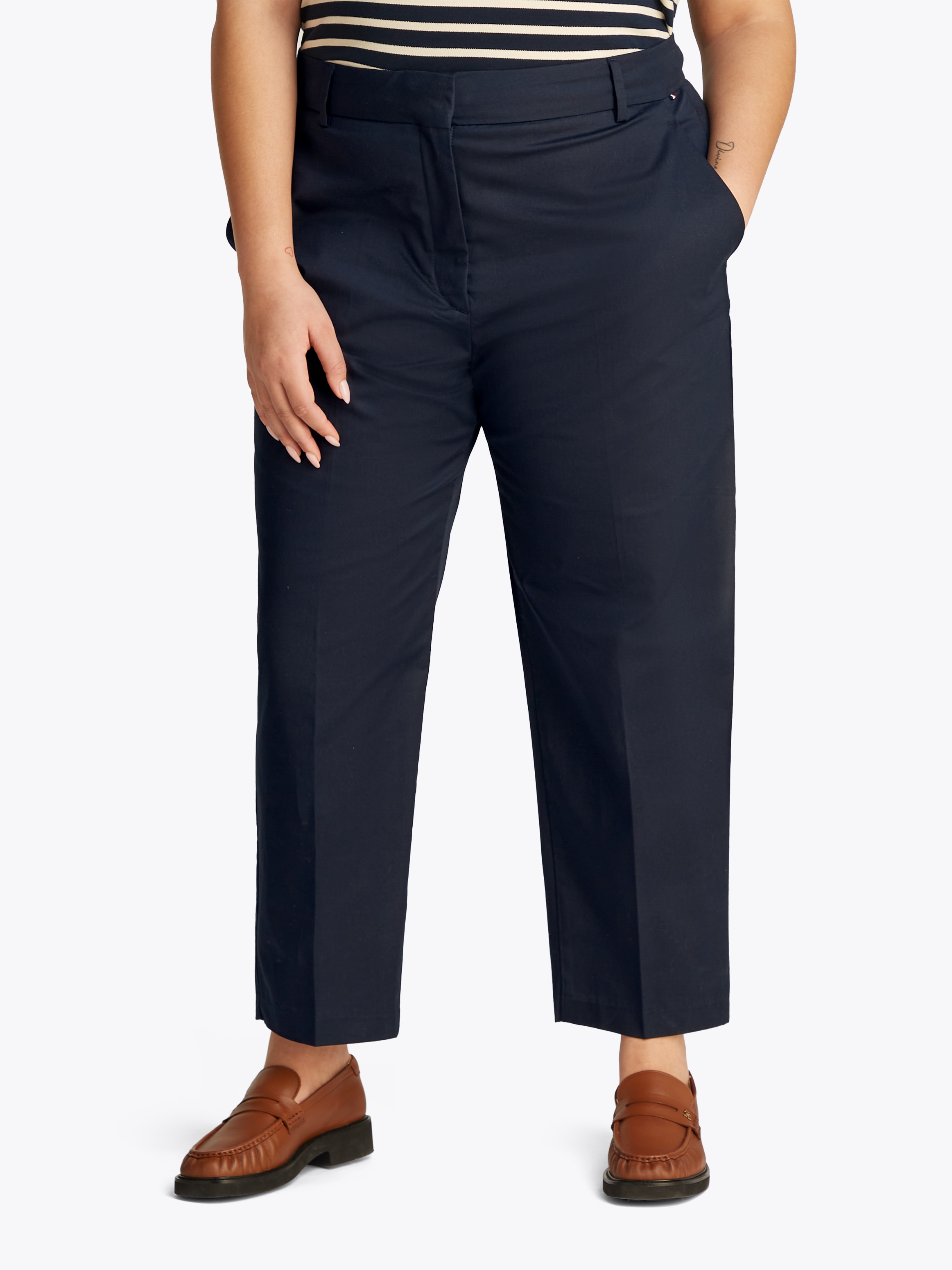 TOMMY HILFIGER Curve Chinohose »CRV CO SLIM STRAIGHT CHINO«, in Grossen Grössen, Chino Qualität