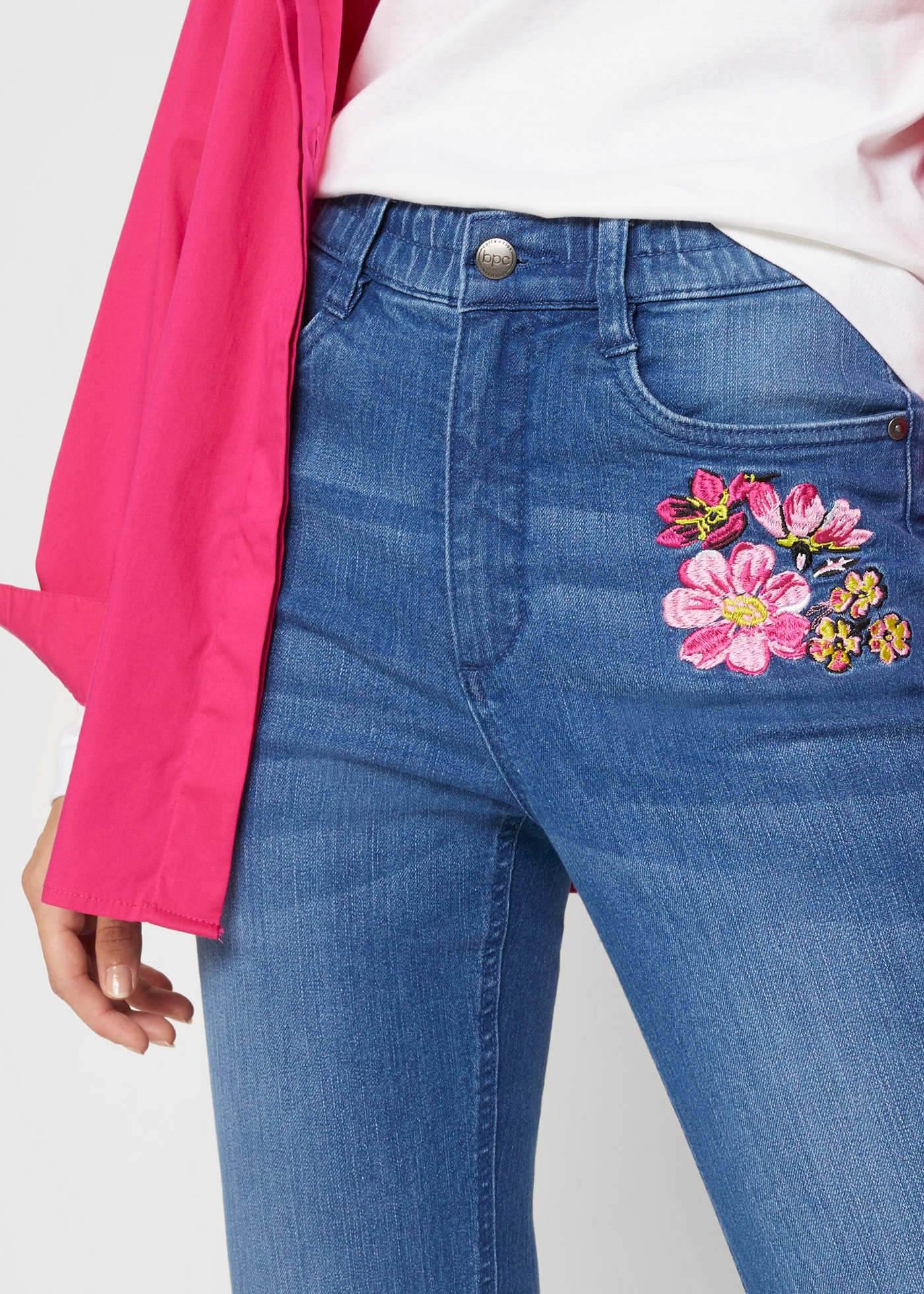 bonprix Bootcut-Jeans Slim Fit Passform, High Waist, mit Stickerei