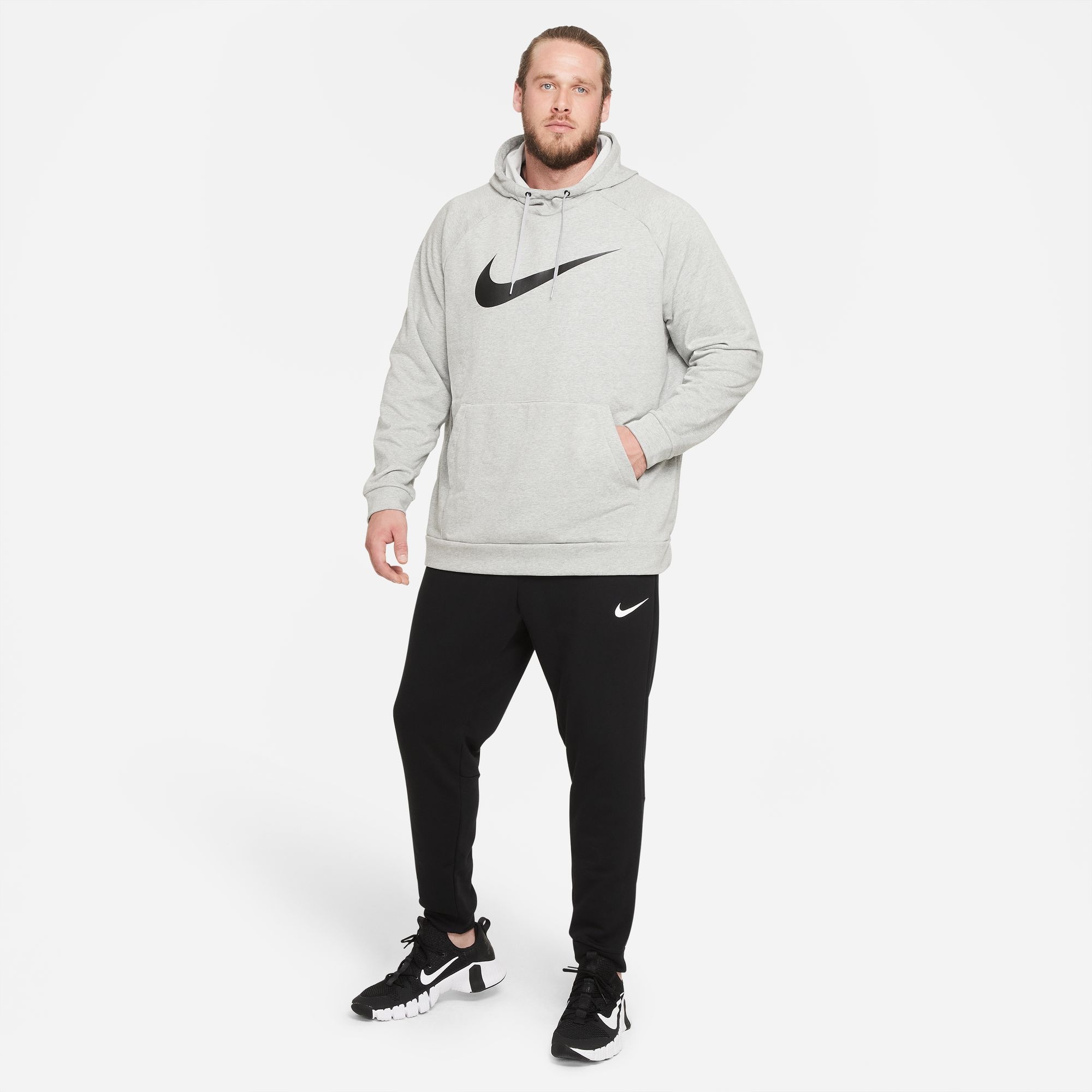 Nike Trainingshose »DRI-FIT MEN'S TAPERED TRAINING PANTS«