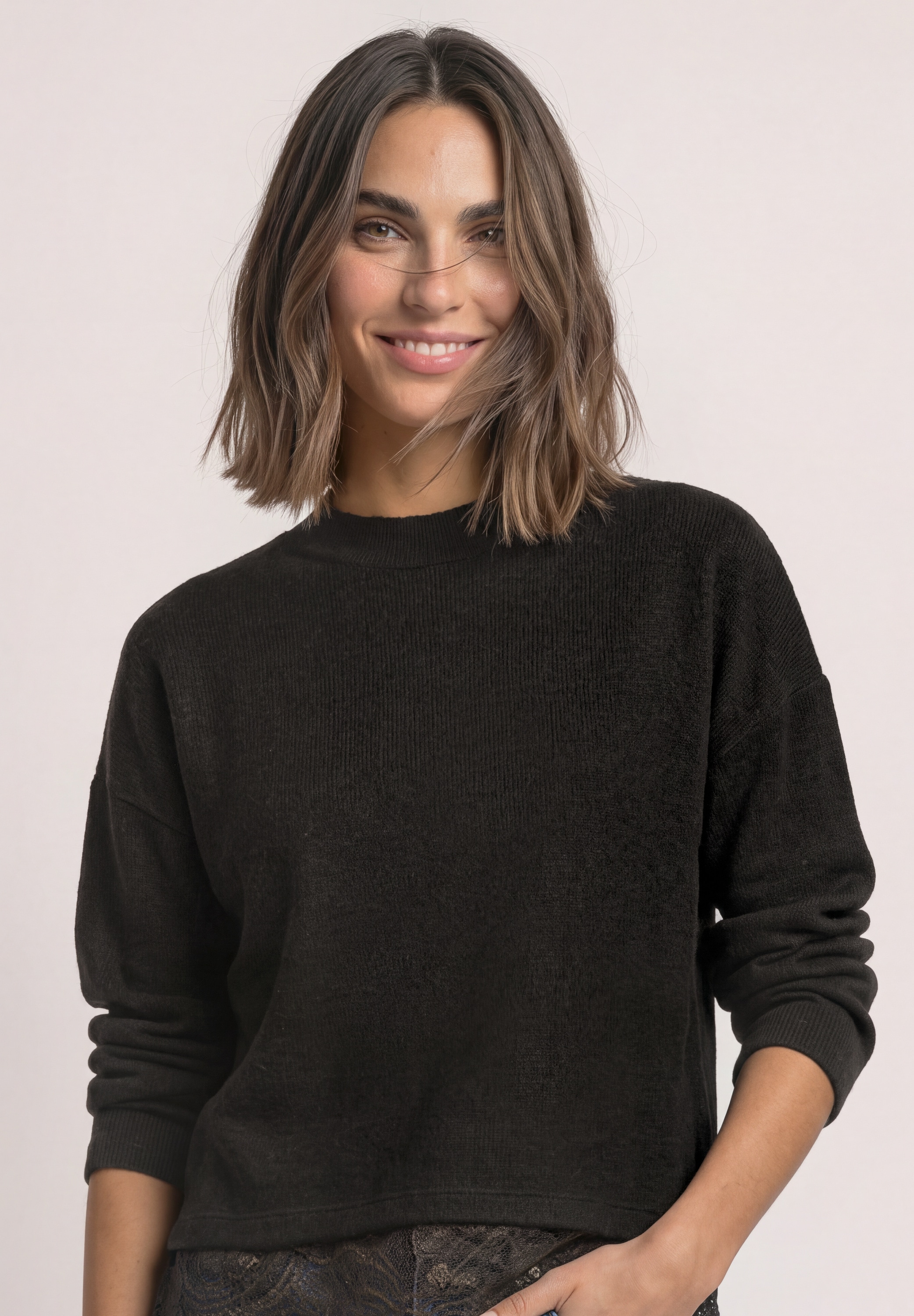 STREET ONE Strickpullover Spitzenbesatz am Saum / Melange-Look