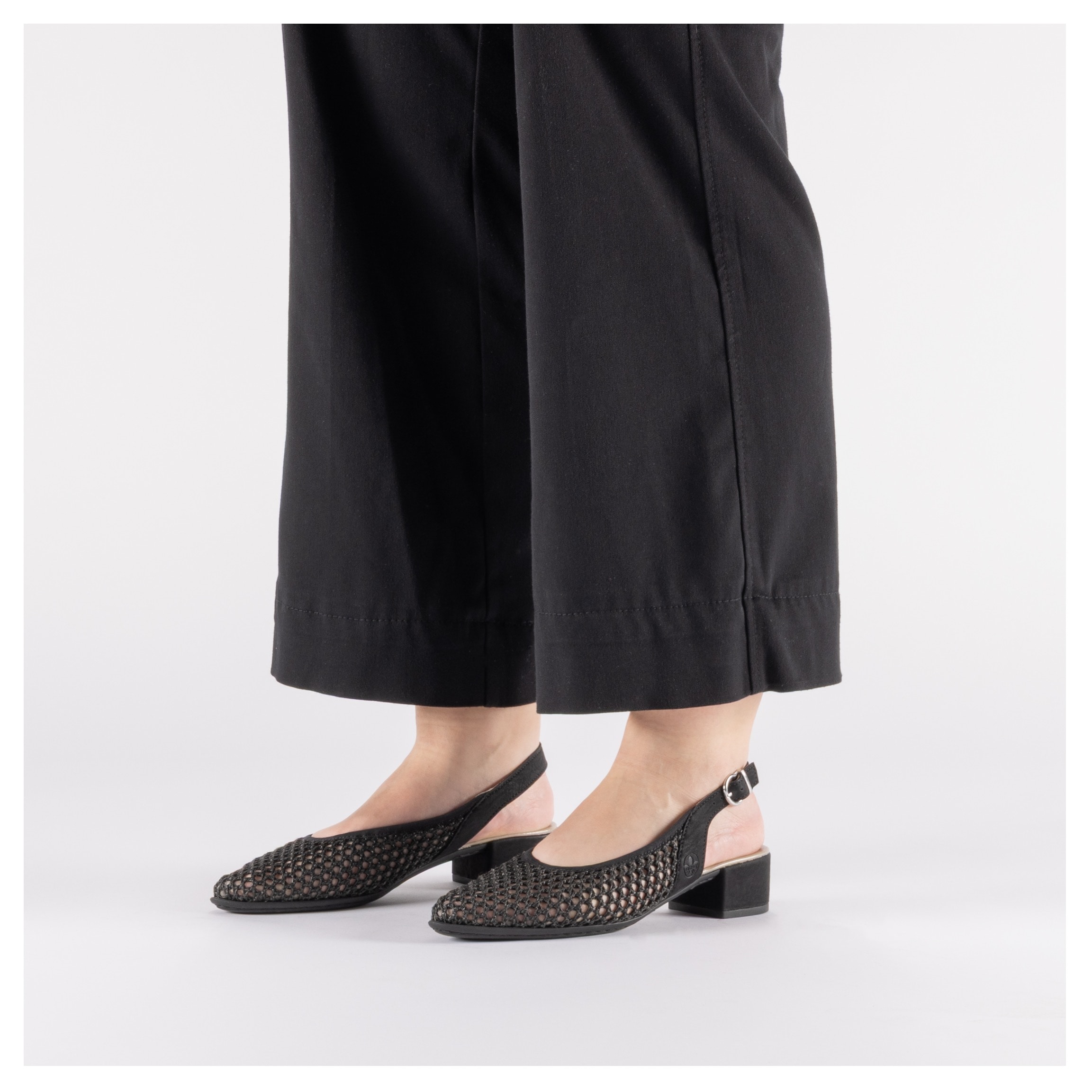 Rieker Sandale à enfiler  chaussure d'été, chaussure de fête, talon bloc, avec brides