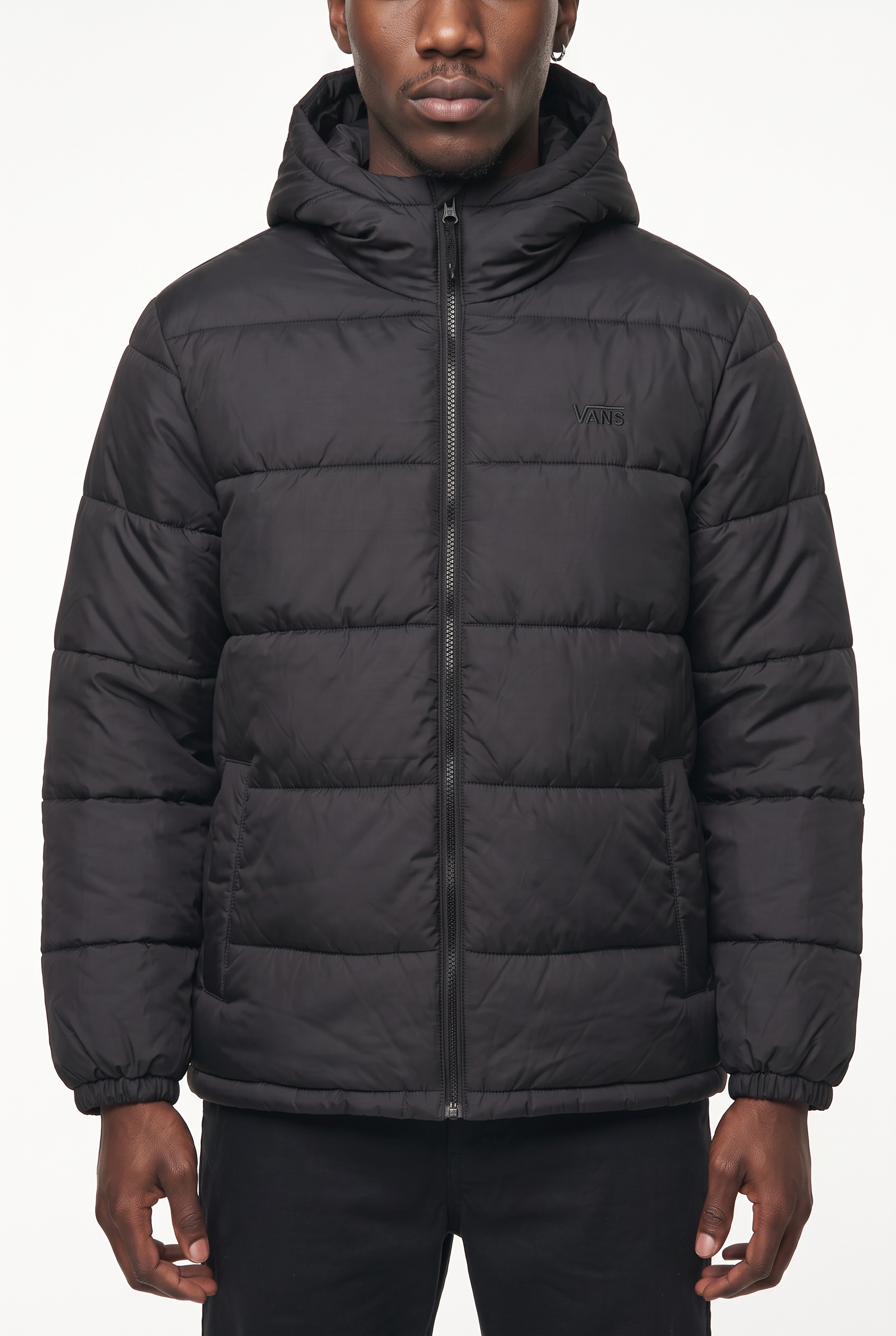 Vans Veste matelassée »HILLGATE PUFFER« avec capuche style sportif, pour adultes