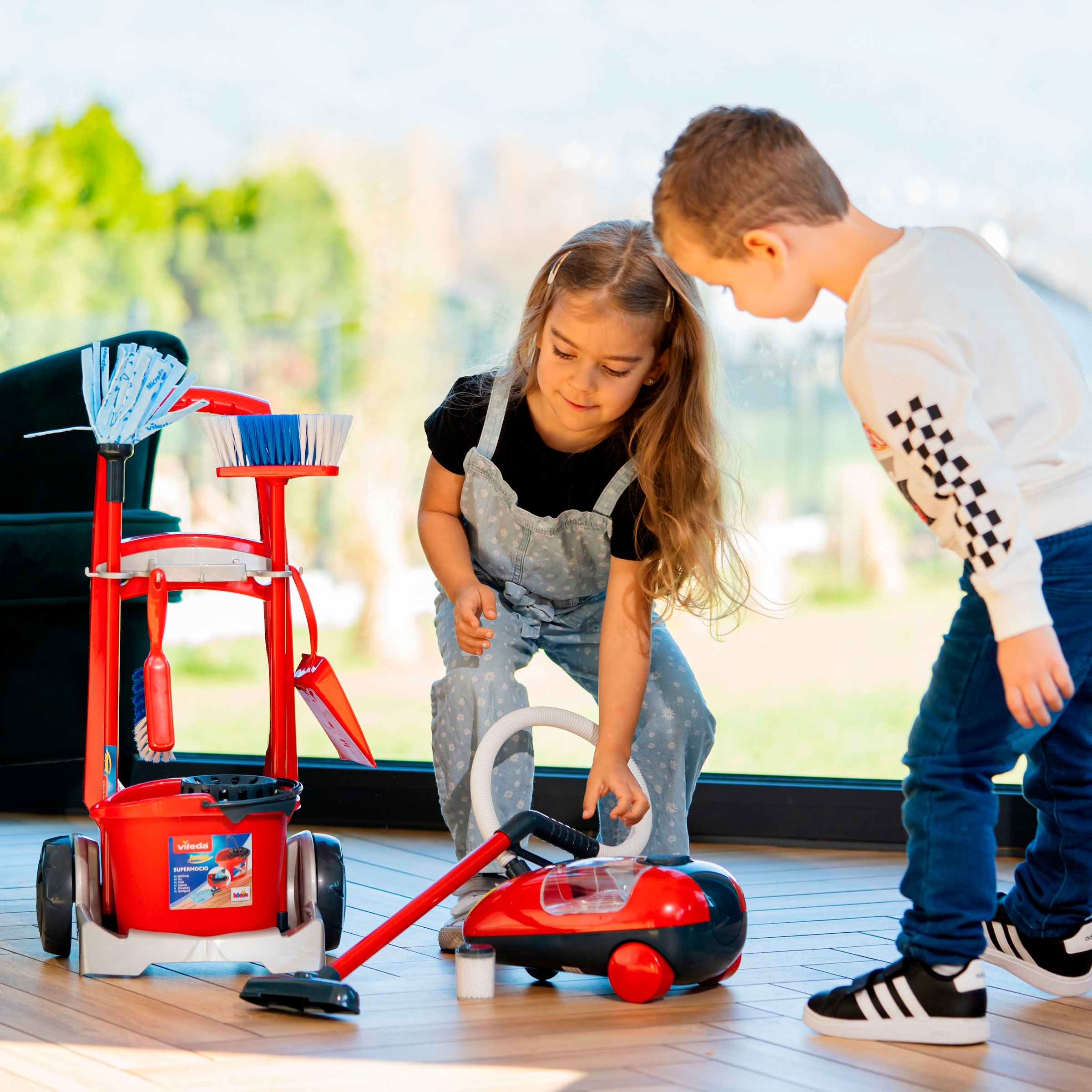 Klein Kinder-Putzwagen »Vileda Besenwagen mit Vileda Staubsauger«, mit Spielstaubsauger, Made in Germany