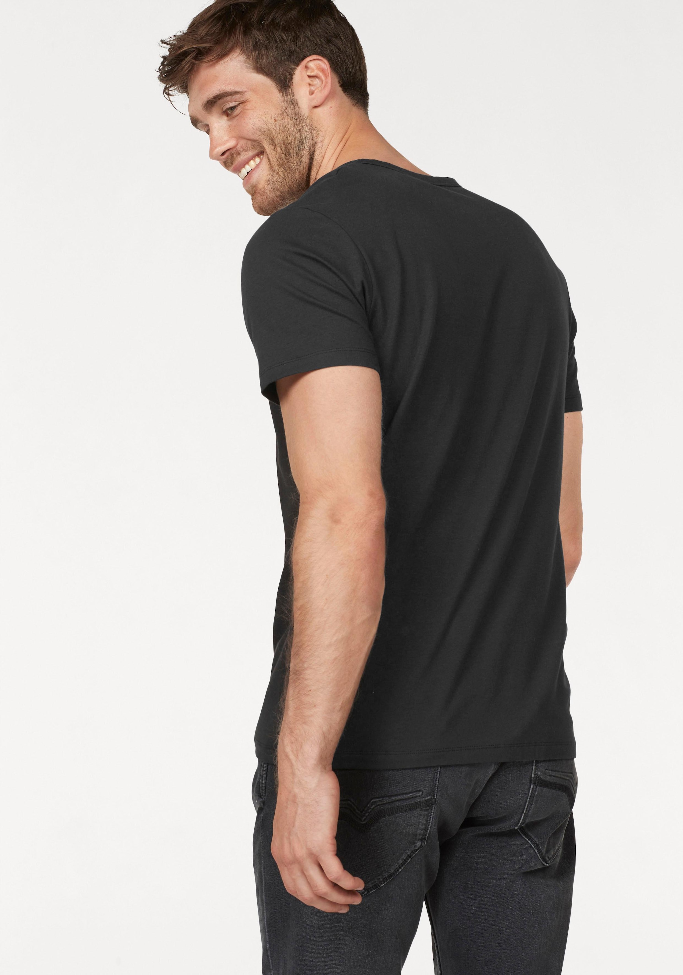 Jack & Jones T-Shirt »SLIM- FIT BASIC TEE V-NECK«, mit V-Ausschnitt