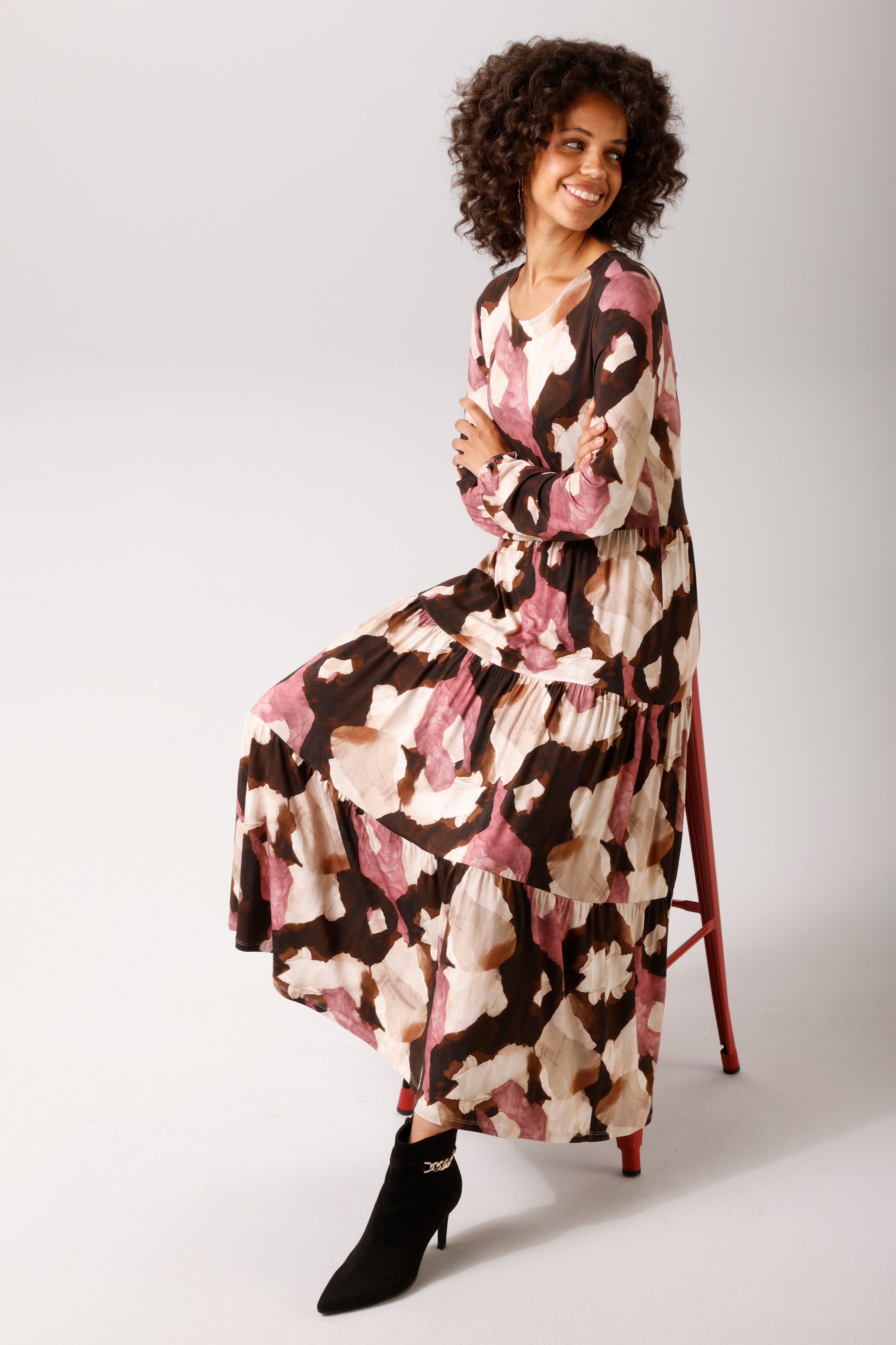 Image of Aniston CASUAL Midikleid mit grafischem Batik-Druck - jedes Teil ein Unikat - NEUE KOLLEKTION