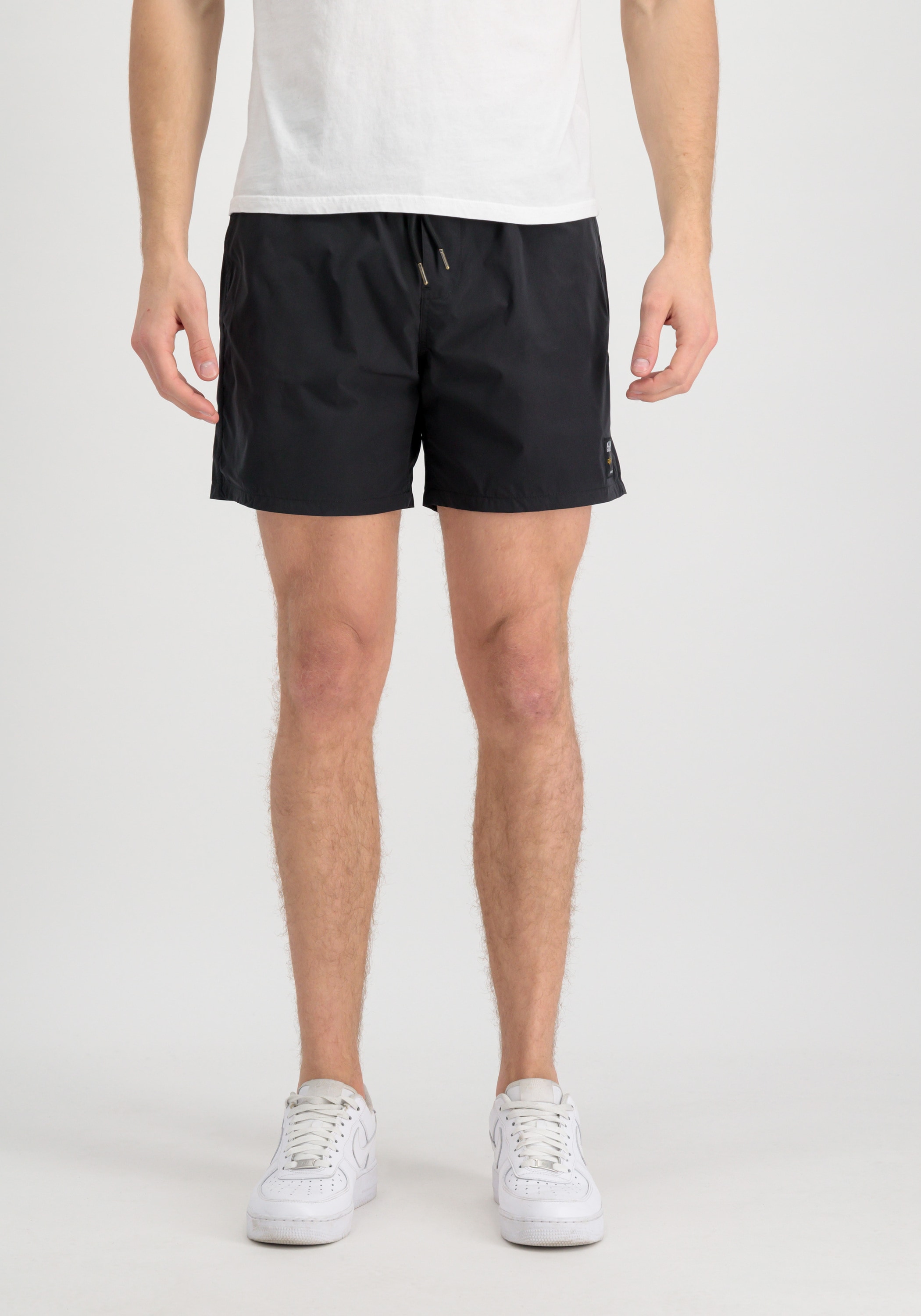Image of Alpha Industries Sweatshorts "Nylon Jogger Short"