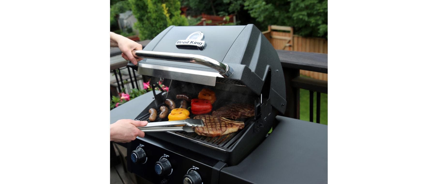 Broil King Gasgrill »Royal 320 Shadow« Kompakter Gasgrill mit 3 Brenner