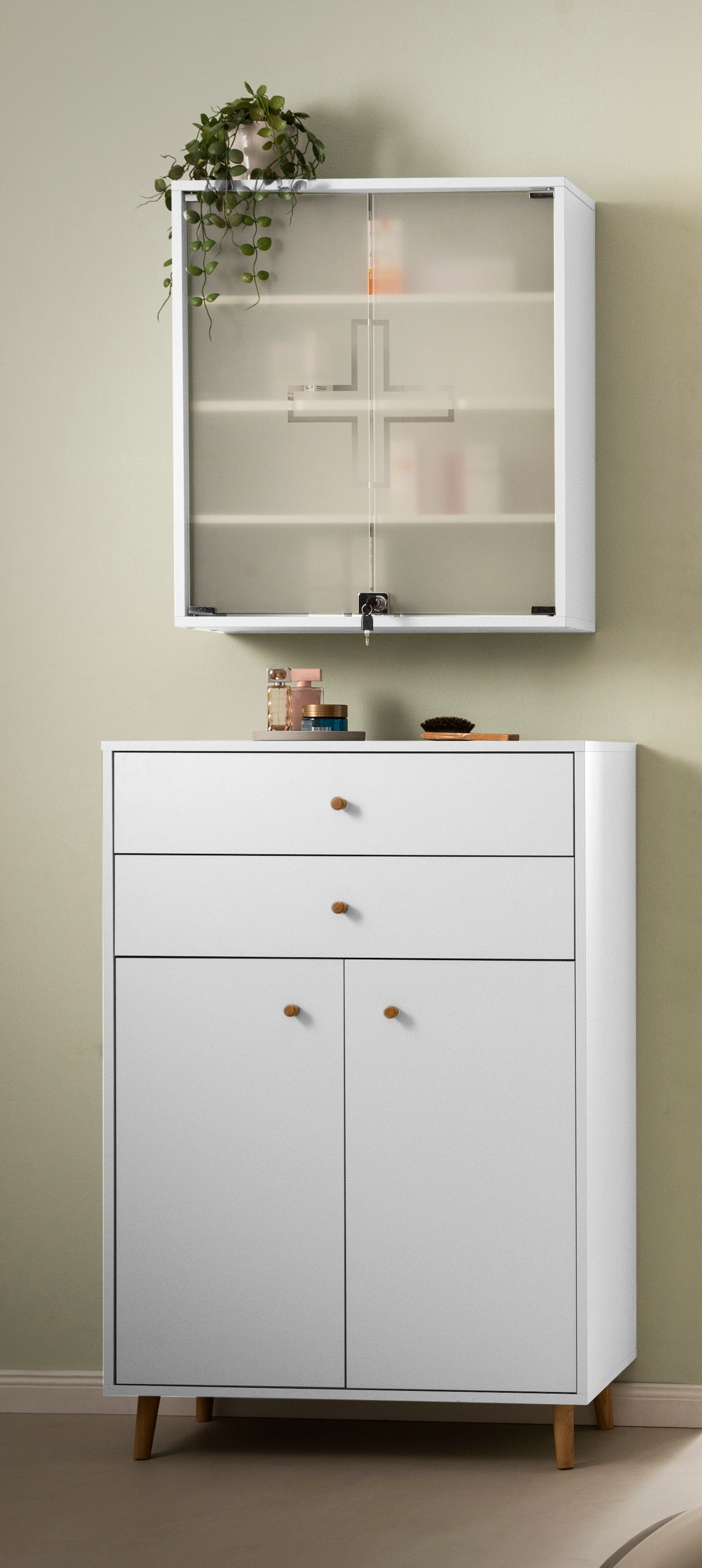 Schildmeyer Medizinschrank »Bjarne, Breite 64 cm« Abschliessbare Glastüren