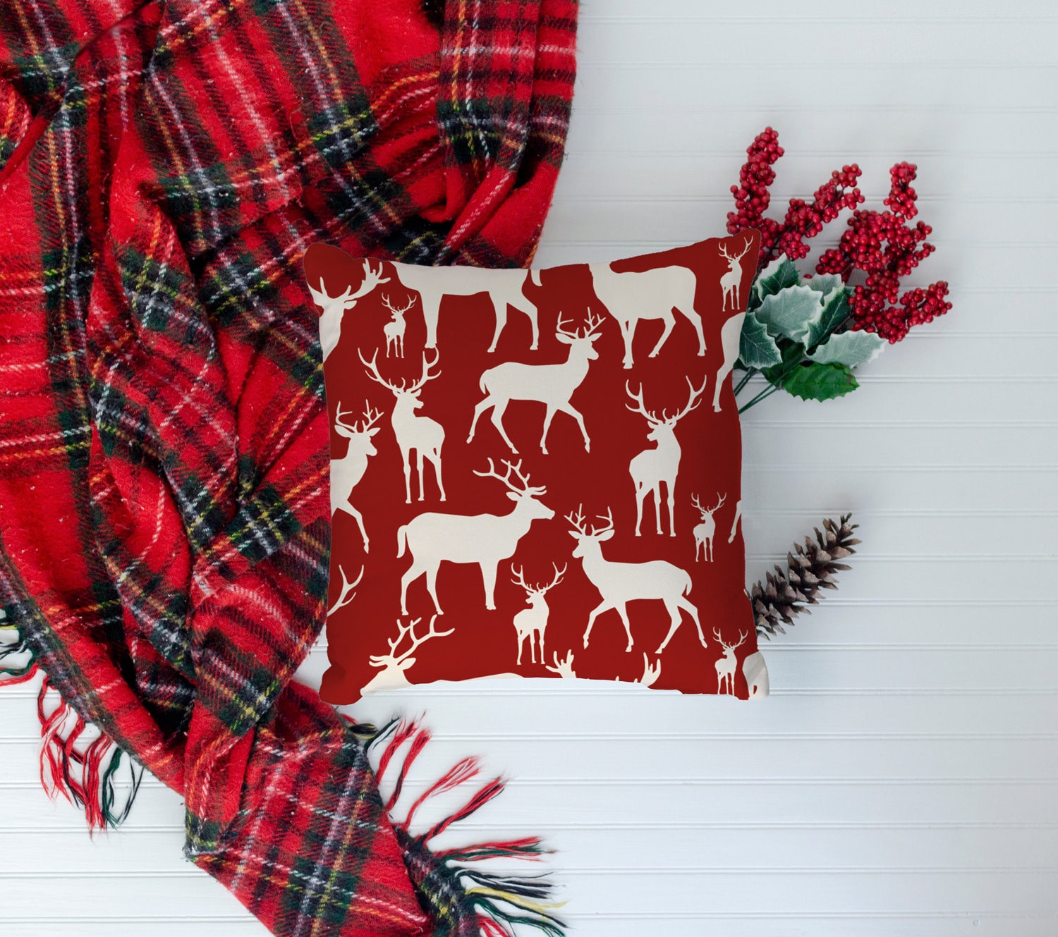 queence Dekokissen »Anthony«, Kissenhülle,Hirsche,Elche,Rot,Weihnachten,Winterlich,Weihnachtsmotiv