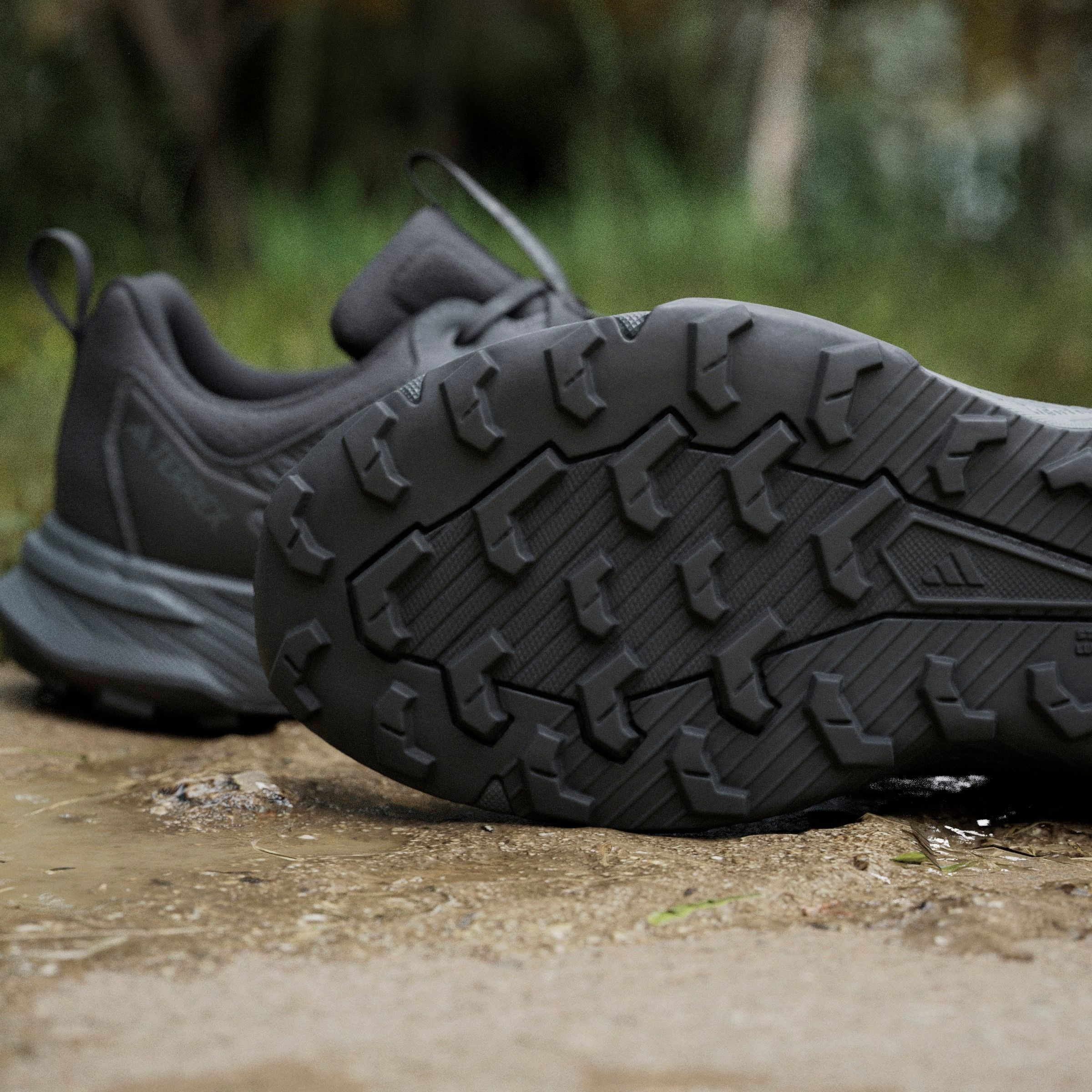 adidas TERREX Chaussures de trail »TRACEFINDER 2 CLIMAPROOF«  wärmend