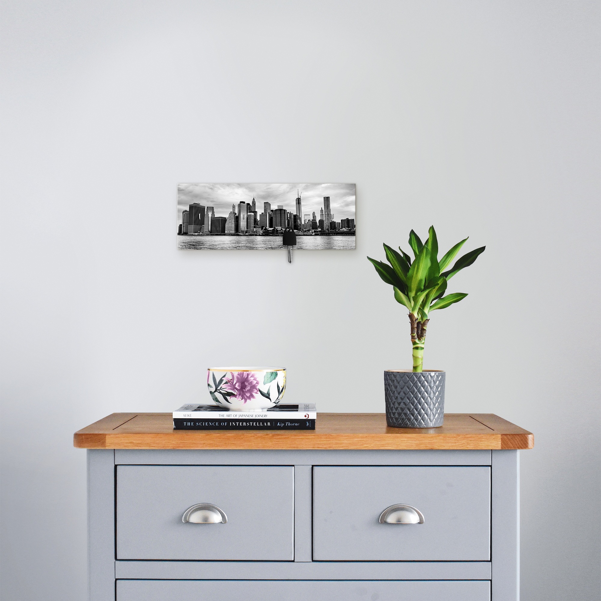 Image of Artland Hakenleiste »Lower Manhattan Skyline«, aus Holz mit 4 Schlüsselhaken – Schlüsselboard, Schlüsselbretter, Schlüsselhalter, Schlüsselaufhänger für den Flur – Stil: Modern bei Ackermann Versand Schweiz