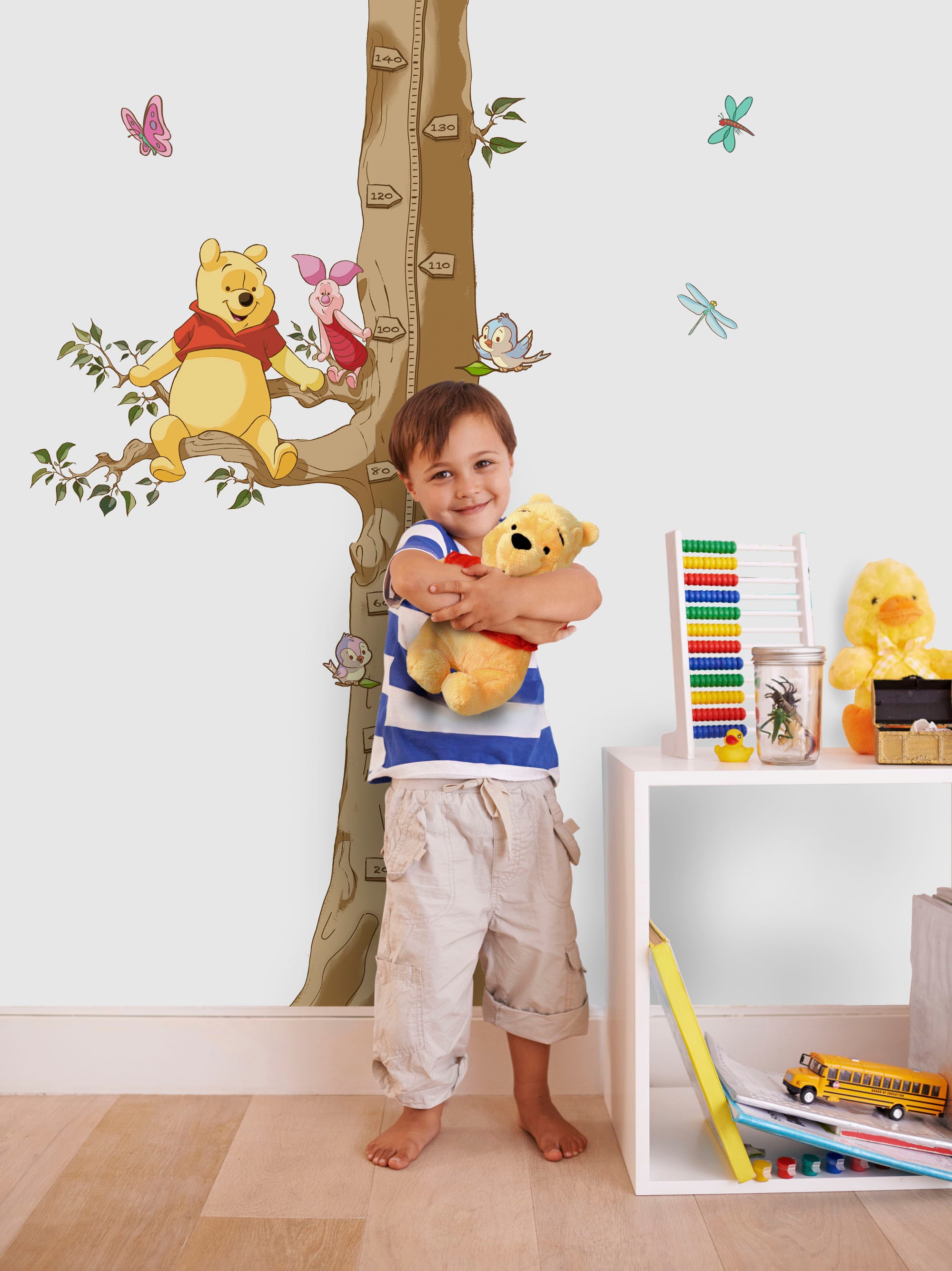 Image of Komar Wandtattoo "Winnie the Pooh Size - Grösse 100 x 70 cm" selbstklebend, Wandsticker, Kinderzimmer