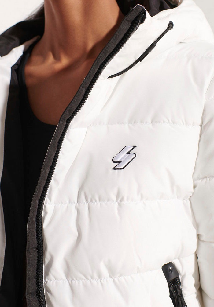 Superdry Steppjacke »HOODED SPIRIT SPORTS PUFFER«, mit Kapuze, aus wasserabweisendem Material