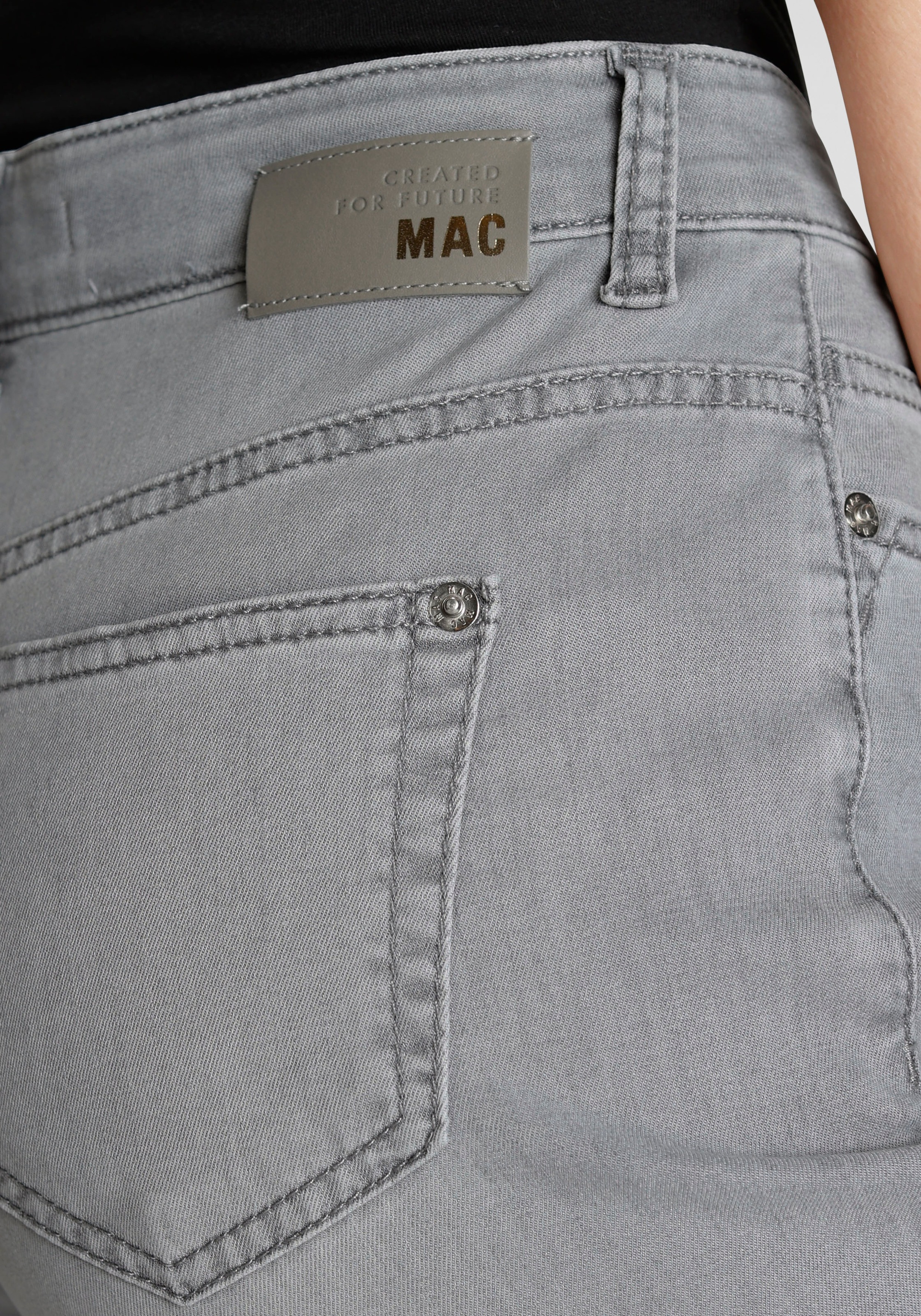 ♕ MAC Bequeme Jeans Beinverlauf Gerader kaufen versandkostenfrei »Stella«