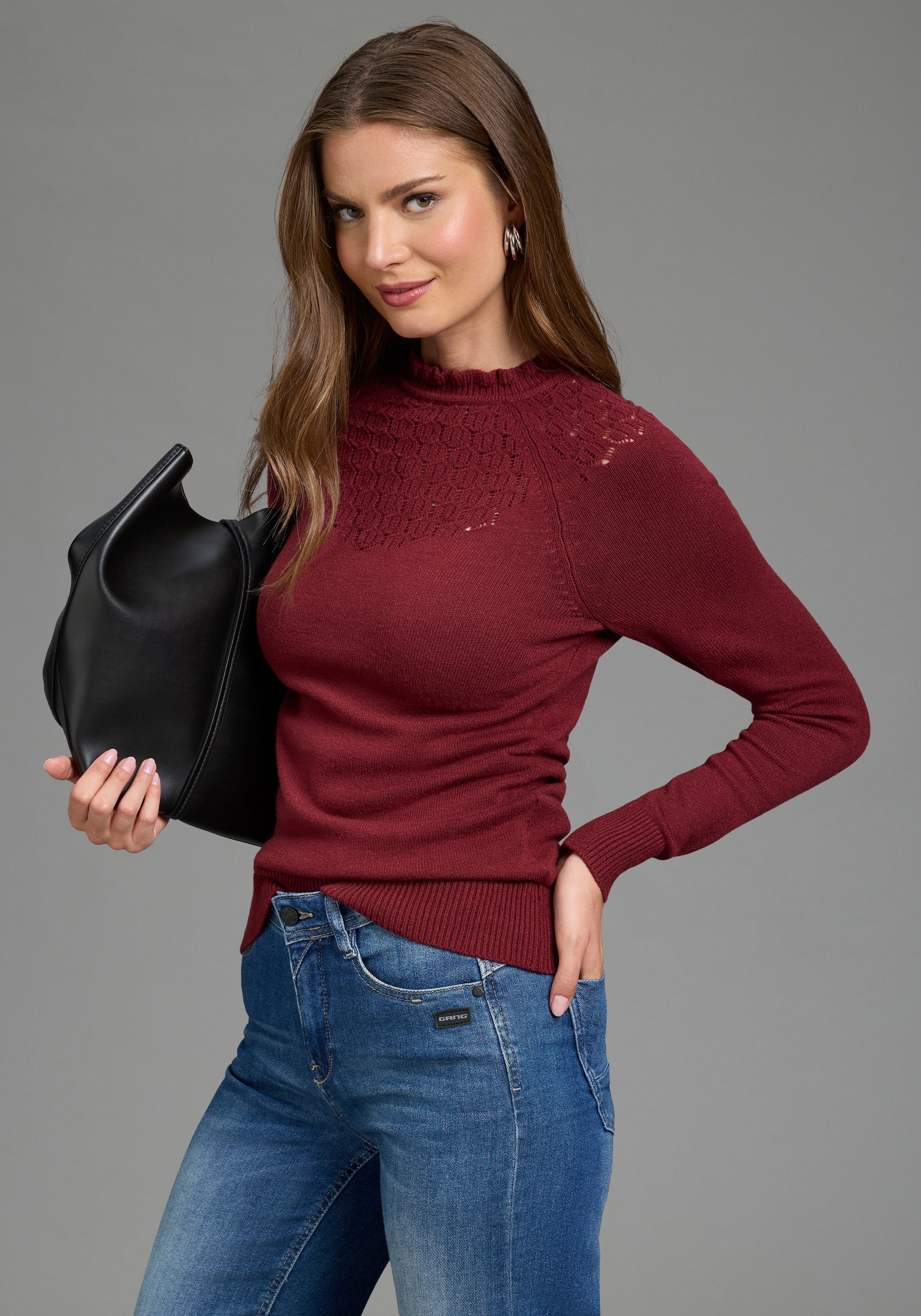 Image of Laura Scott Strickpullover "aus Ajourstrick, mit figurbetonter Passform" aus weicher Viskosemischung, mit Wellenkante