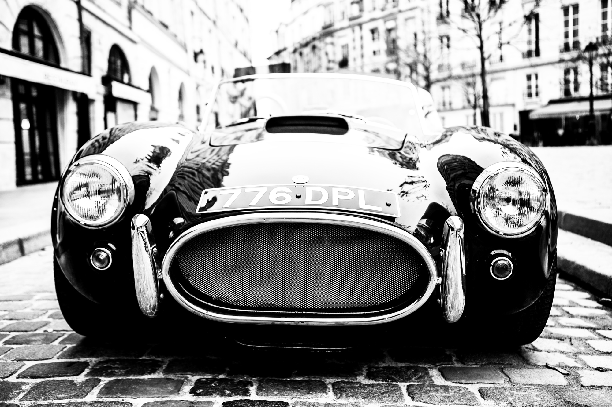 Image of queence Leinwandbild "Oldtimer" Auto Kunst Modern Schwarz-Weiss 1 Stk. tlg. Akustikbild mit sehr guten Schallabsorptions-Eigenschaften