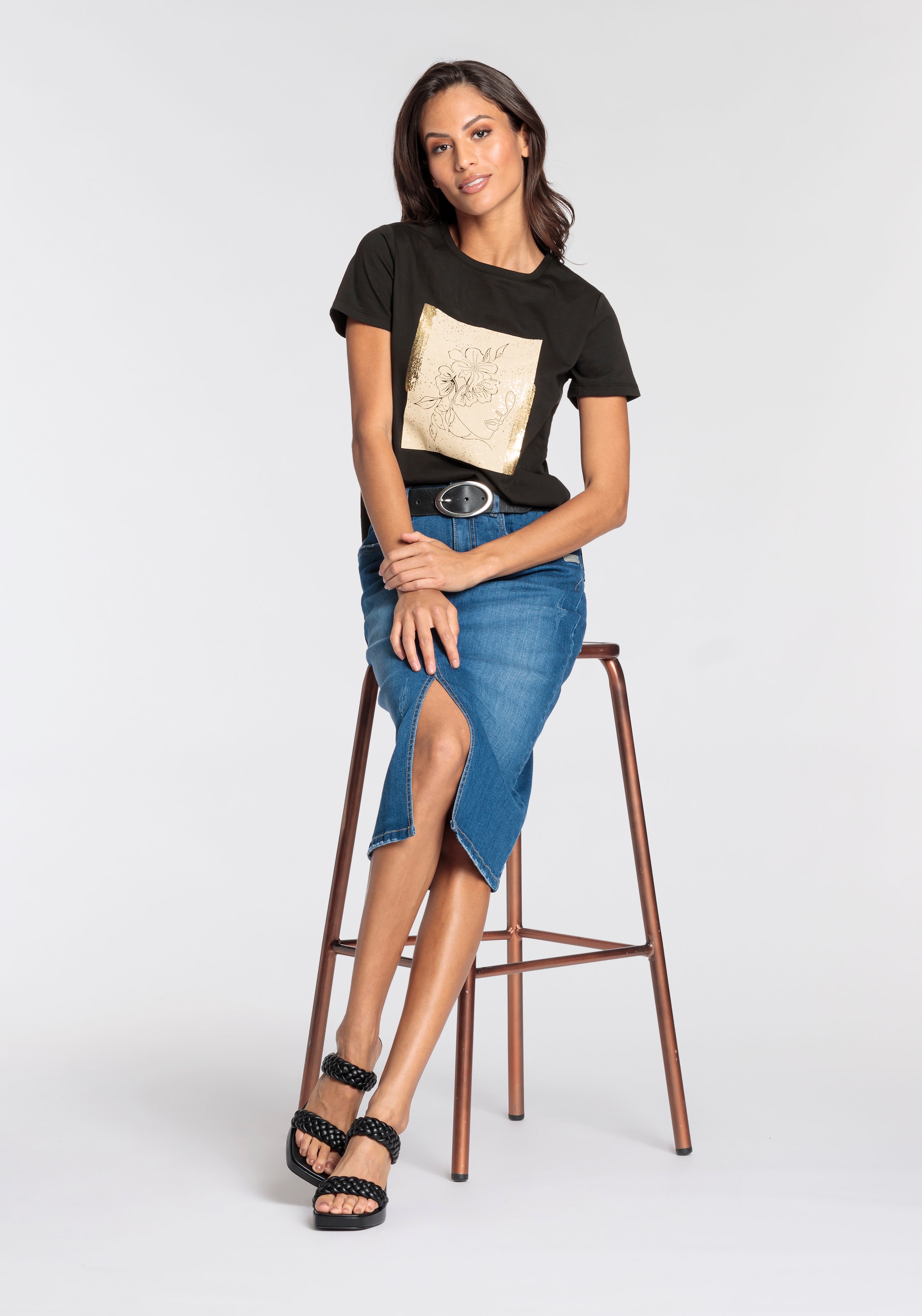 Laura Scott T-Shirt, mit goldfarbenen Print - NEUE KOLLEKTION