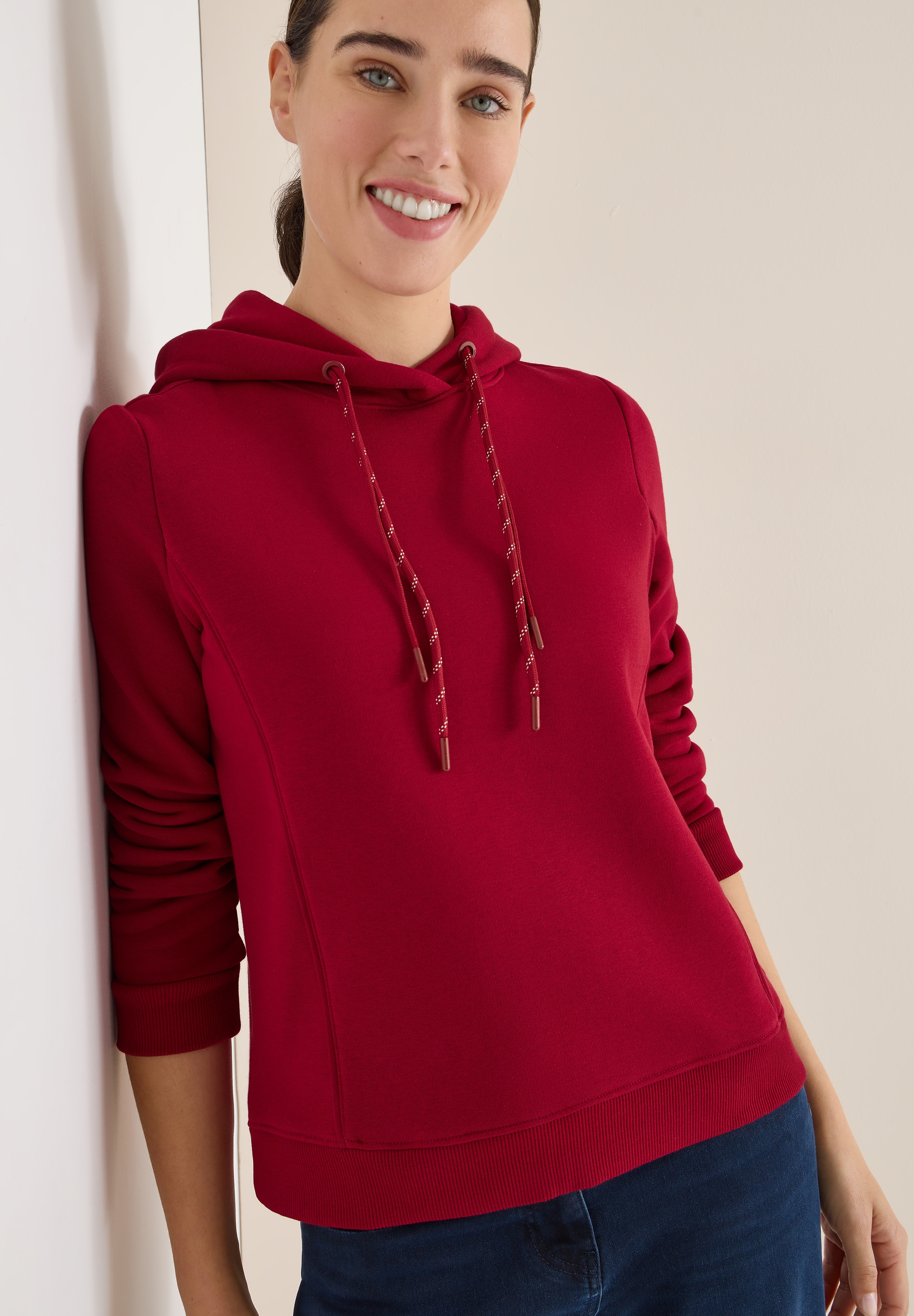 Image of Cecil Hoodie, mit Kapuze