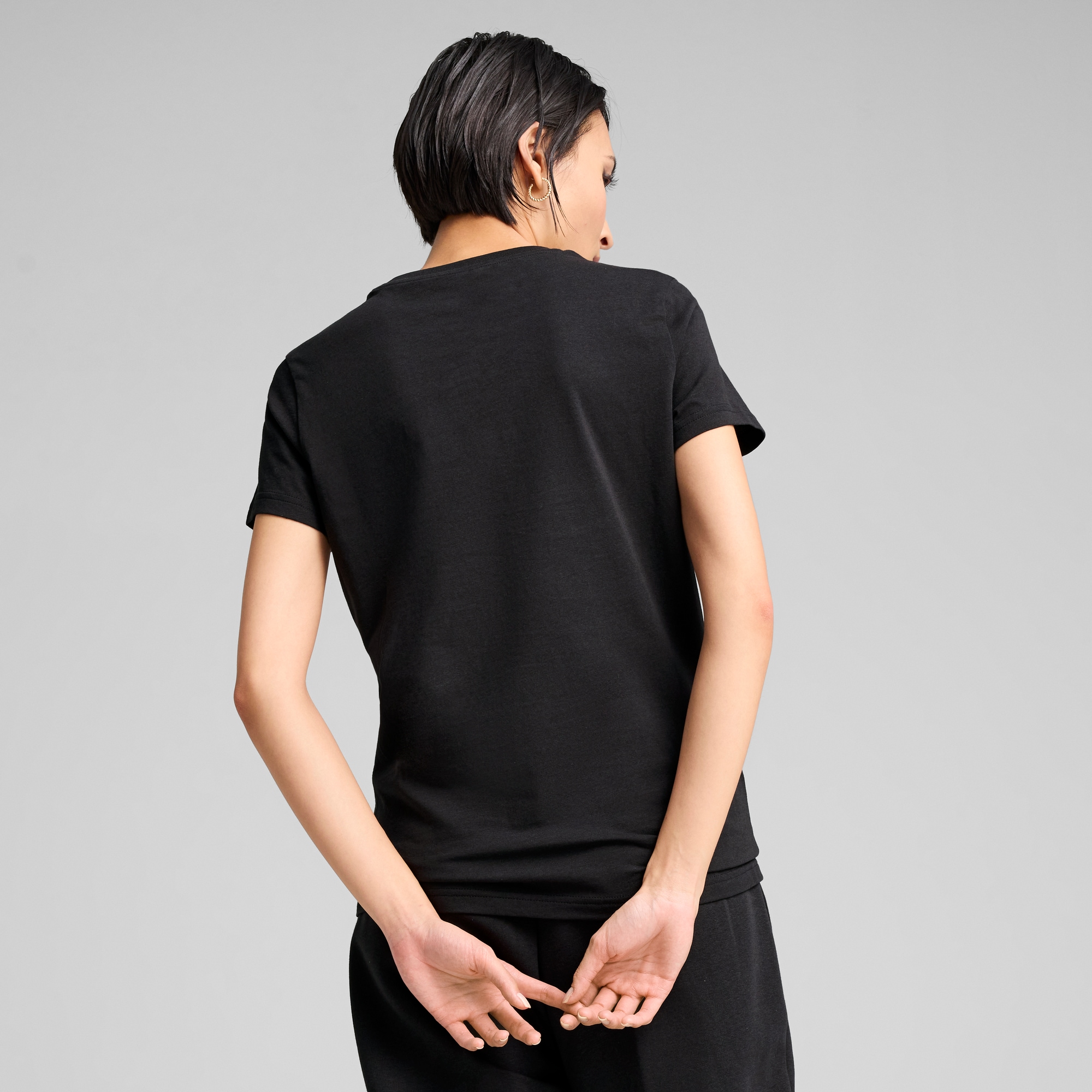 PUMA T-shirt »ESS NO 1 LOGO METALLIC TEE« manches courtes, col rond