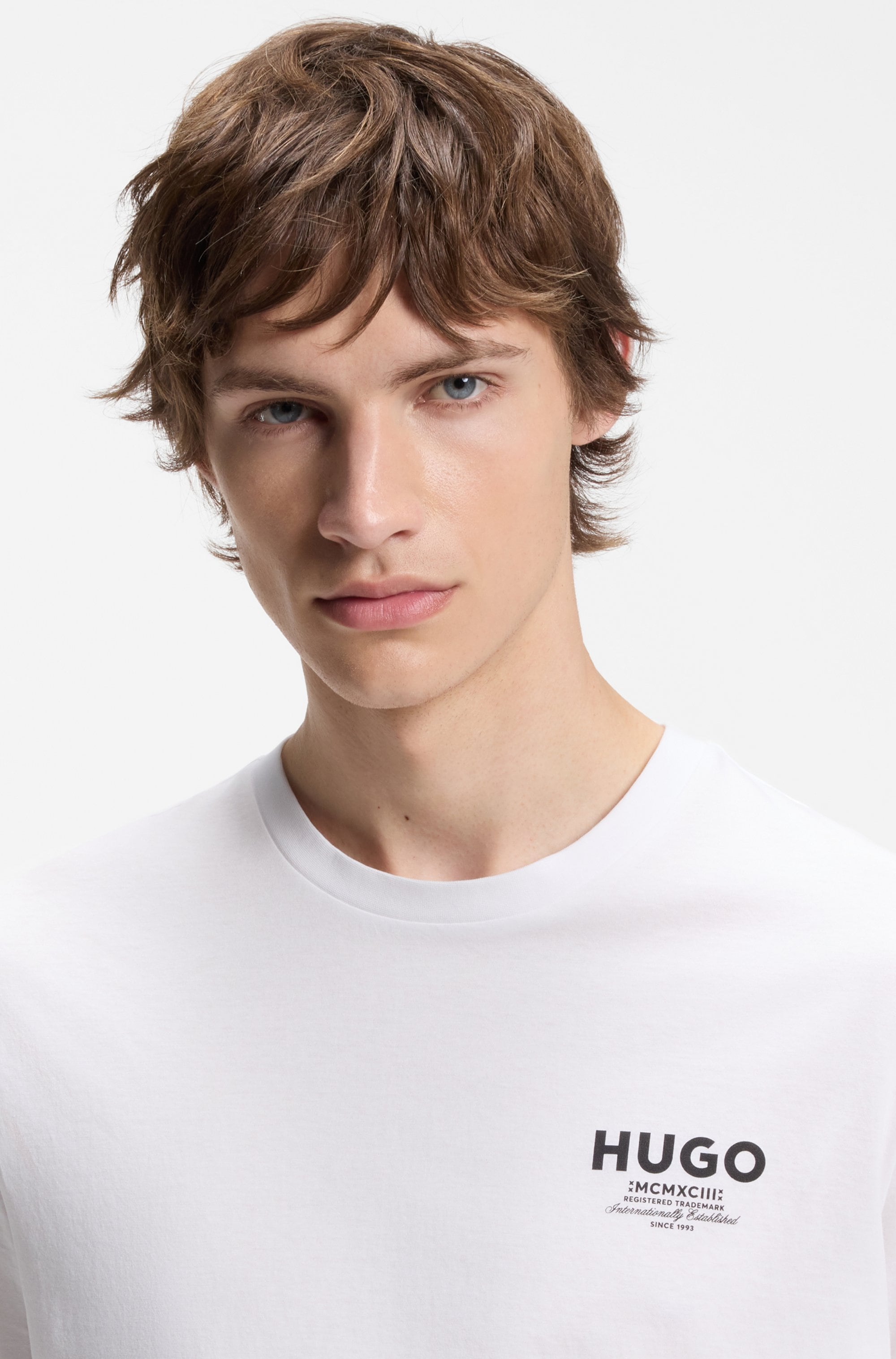 HUGO T-shirt »Nesptee« col rond, coupe régulière, coton pur