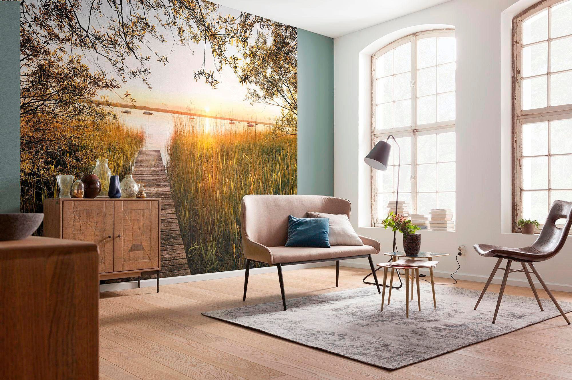 Komar Vliestapete »Digitaldruck Vlies - Lakeside - Grösse 300 x 250 cm«, bedruckt, Wohnzimmer, Schlafzimmer