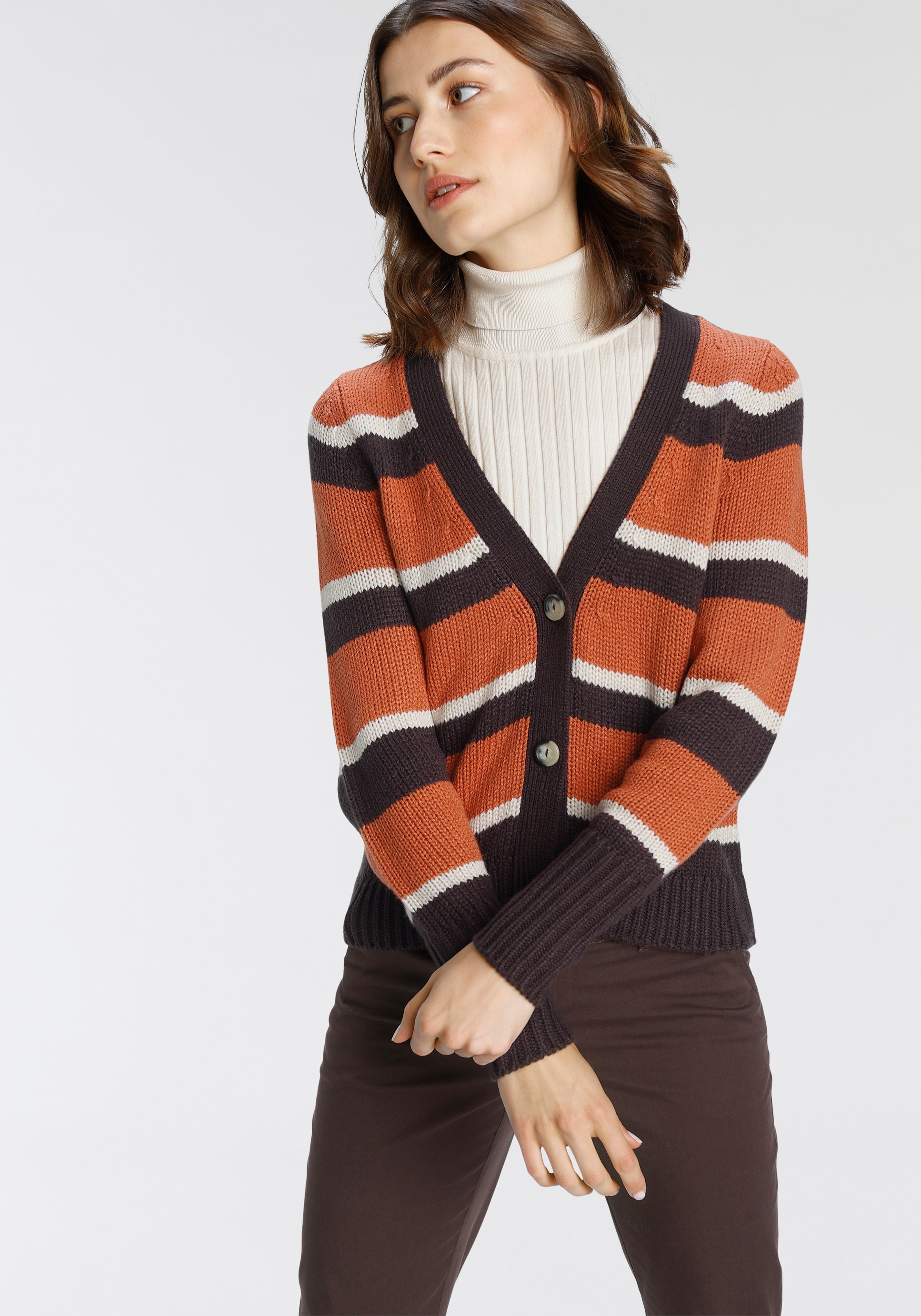 Image of AJC Strickjacke, im trendigen Retro-Look - NEUE KOLLEKTION bei Ackermann Versand Schweiz