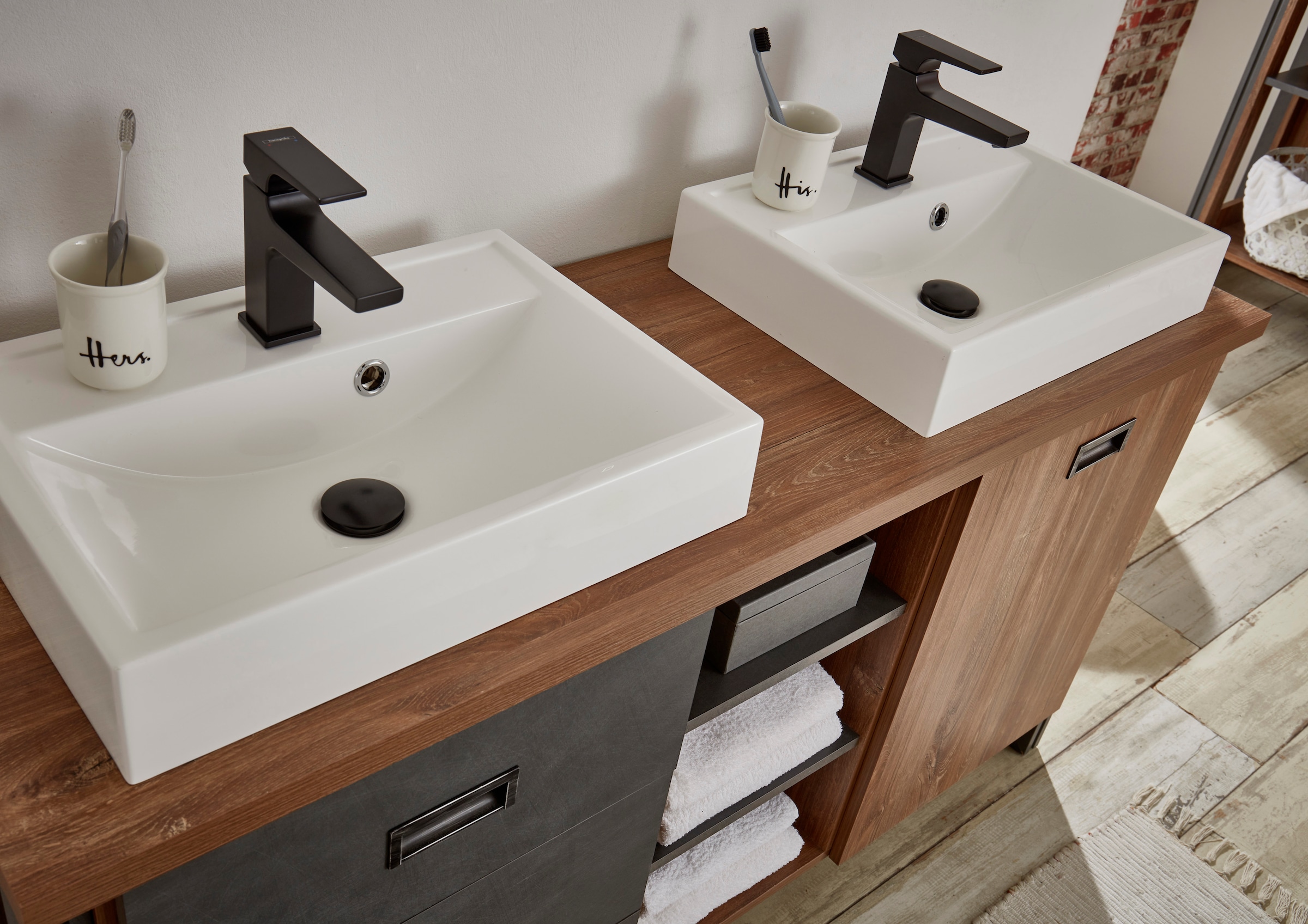 Home affaire Badmöbel-Set »Detroit, Bad im Industrialdesign, 3-teiliges Badezimmer«, (Set, 4 St.), Waschtisch, Highboard, Spiegel, inkl. 2 Mineralguss-Aufsatzwaschbecken