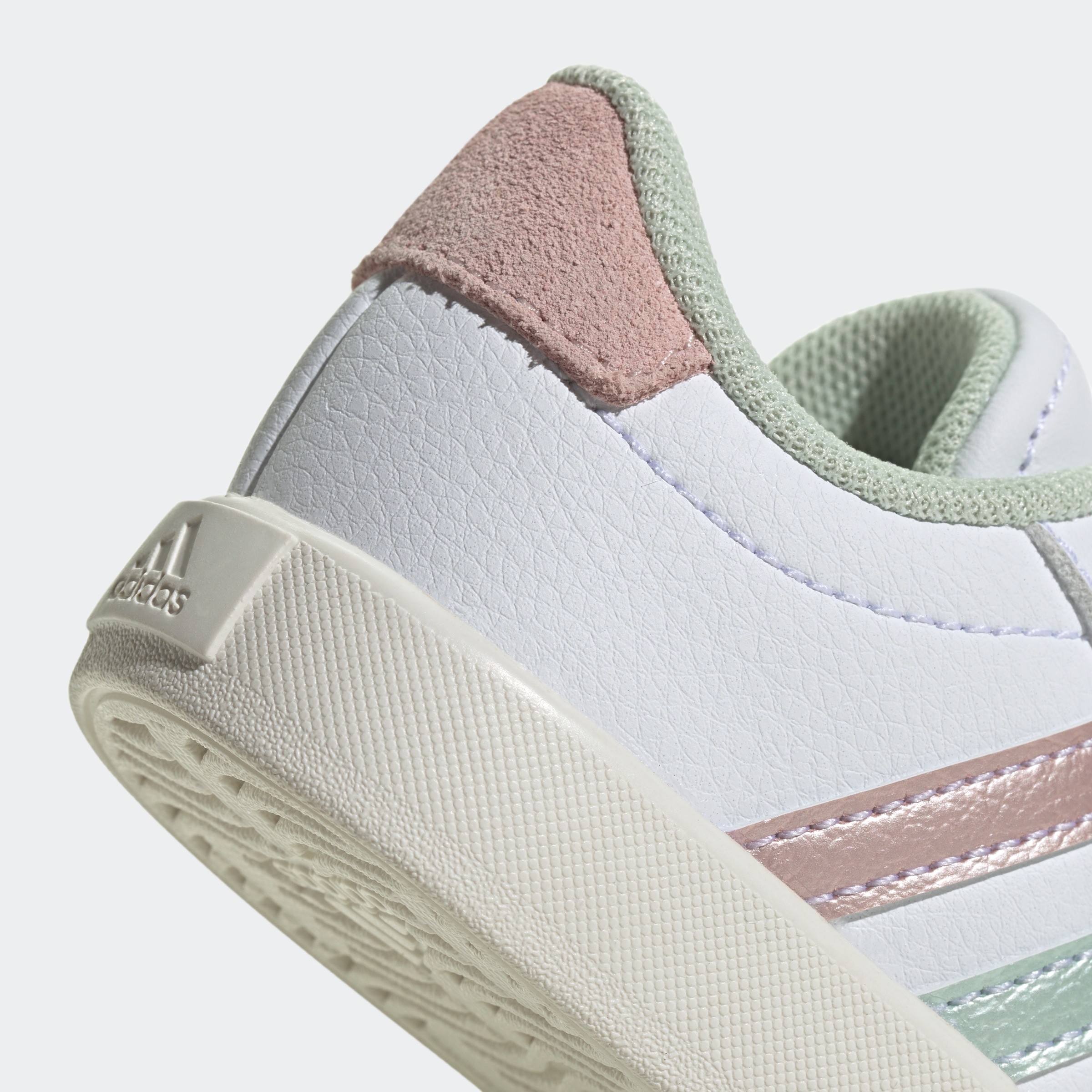 adidas Sportswear Klettschuh »VL COURT 3.0 KIDS«, inspiriert vom Design des adidas samba