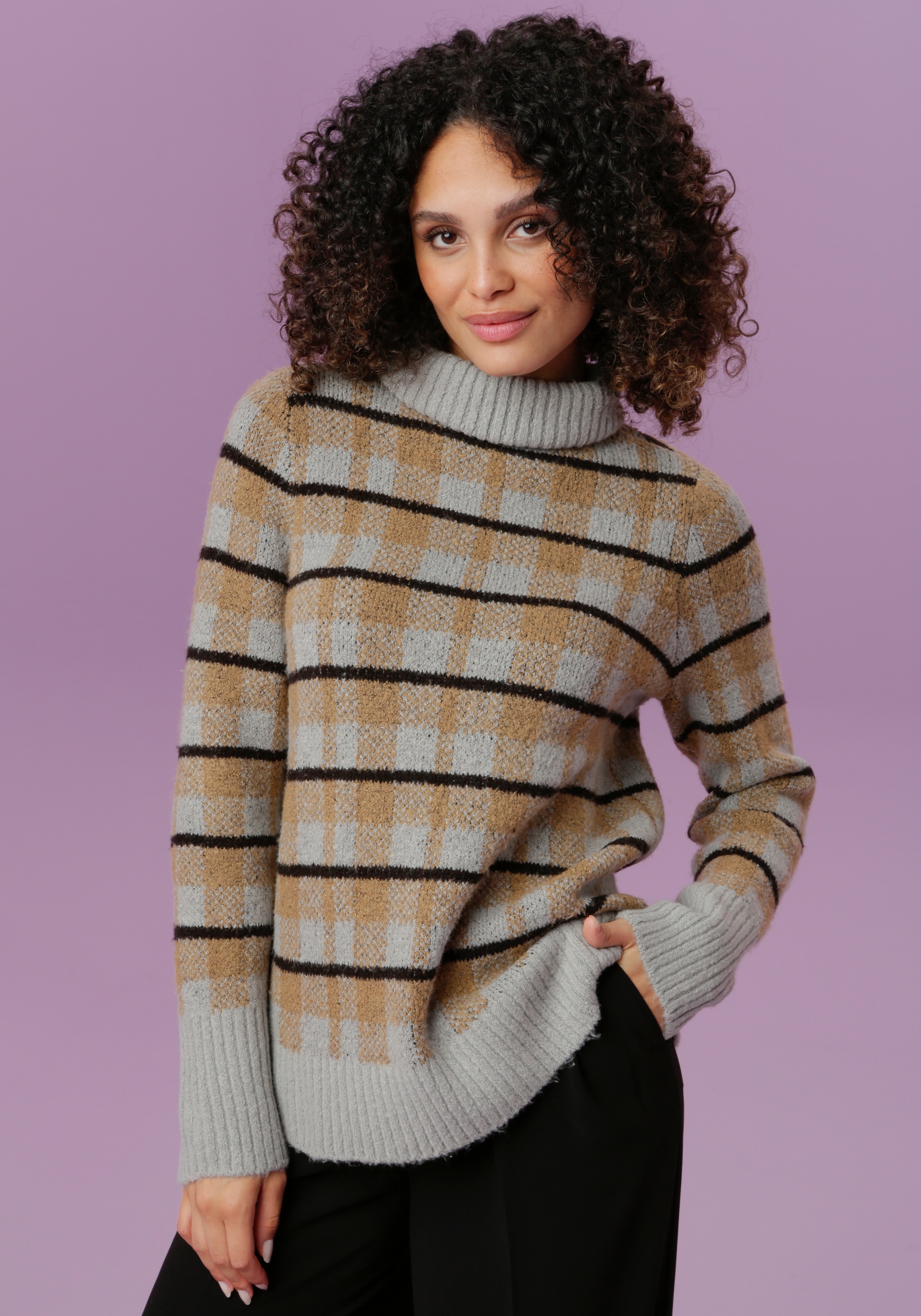 Image of Aniston SELECTED Rollkragenpullover, im Karo-Dessin bei Ackermann Versand Schweiz