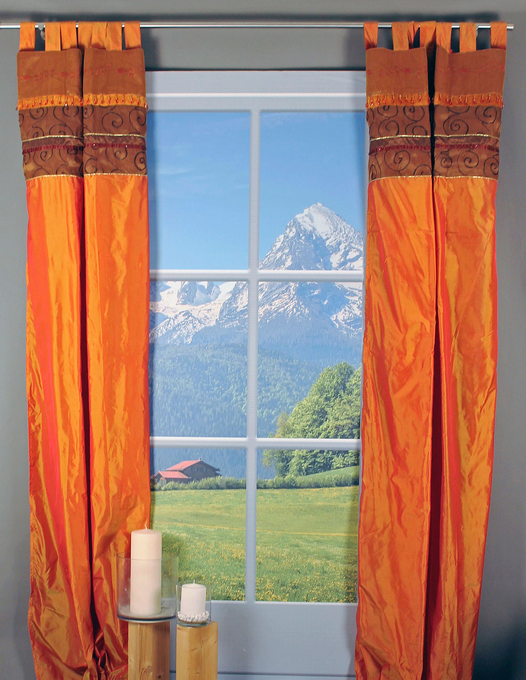 Image of HOSSNER - ART OF HOME DECO Gardine »Oeschinensee«, (1 St.), Schlaufenschal mit Kunststoffhänger bei Ackermann Versand Schweiz