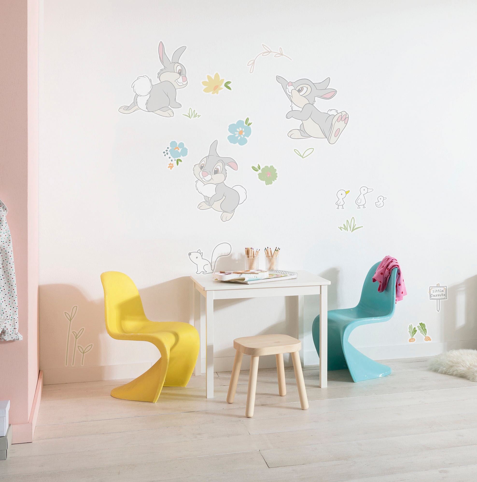Image of Komar Wandtattoo "Thumper Growing Carrots - Grösse 50 x 70 cm" selbstklebend, Wandsticker, Kinderzimmer