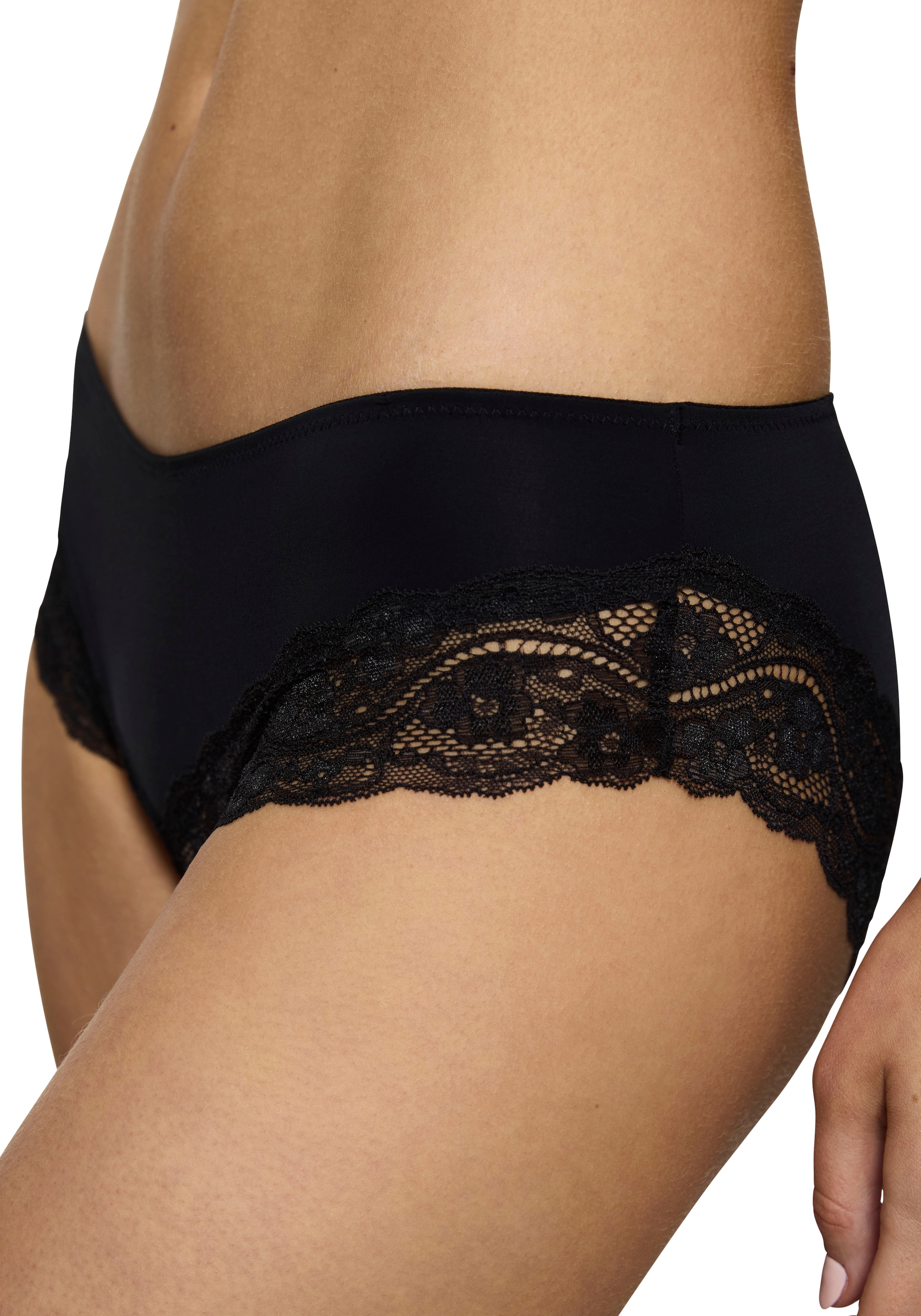Triumph Slip »Lovely Micro Hipster« mit Spitzenbesatz