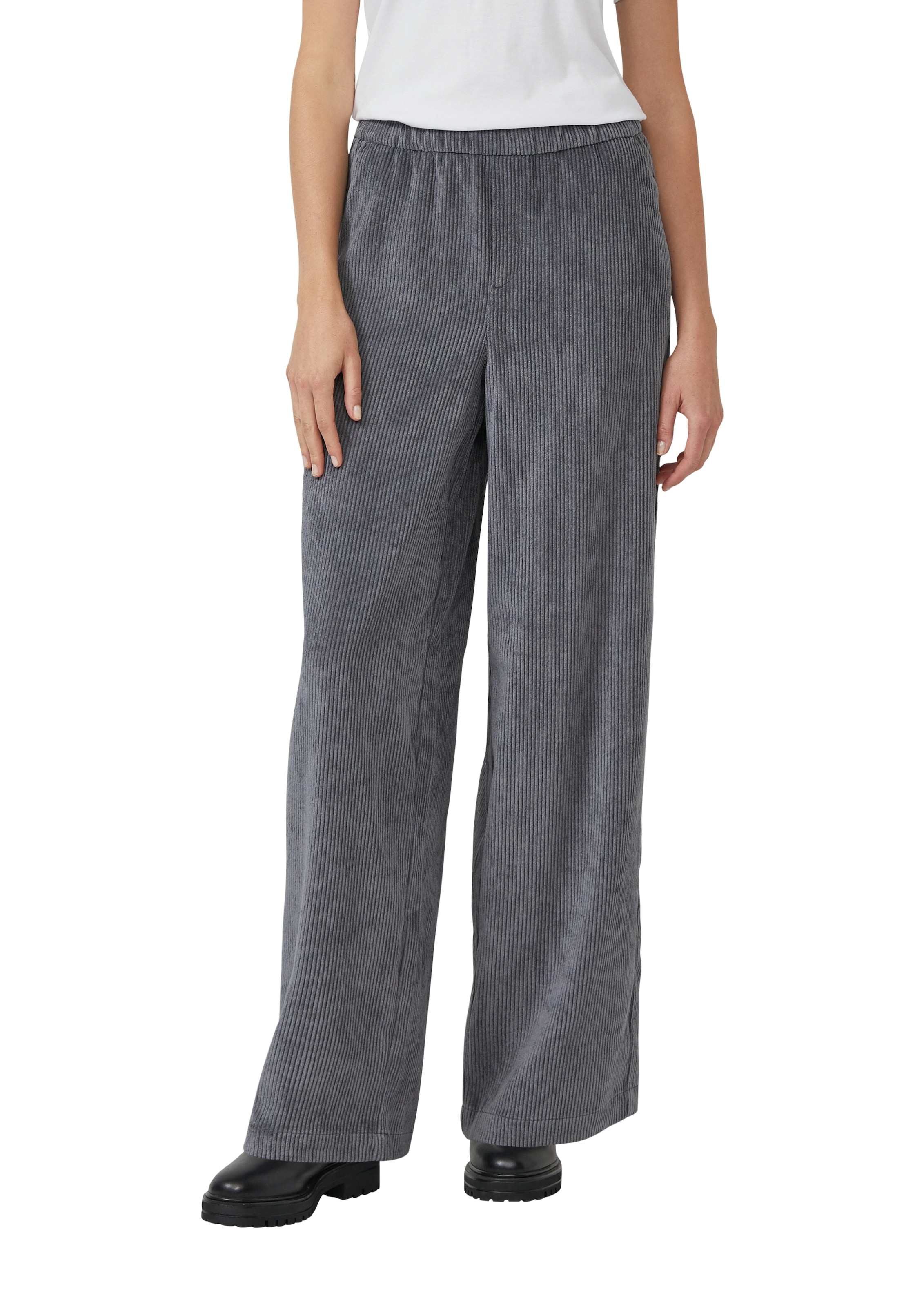 Image of s.Oliver Cordhose mit Elastikbund und Wide Leg