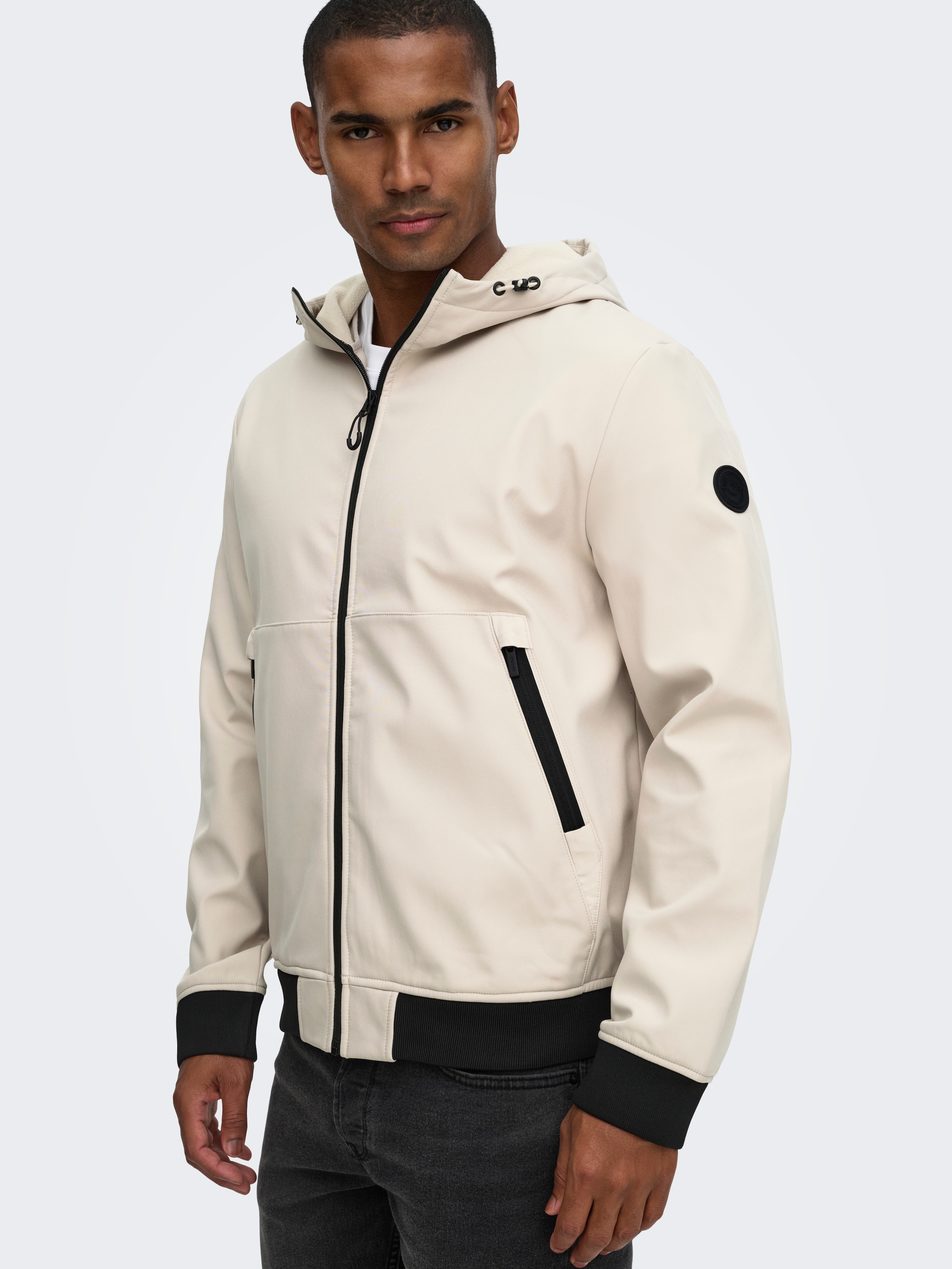 ONLY & SONS Veste softshell »ONSBOWIE SOFTSHELL BOMBER NOOS« avec capuche