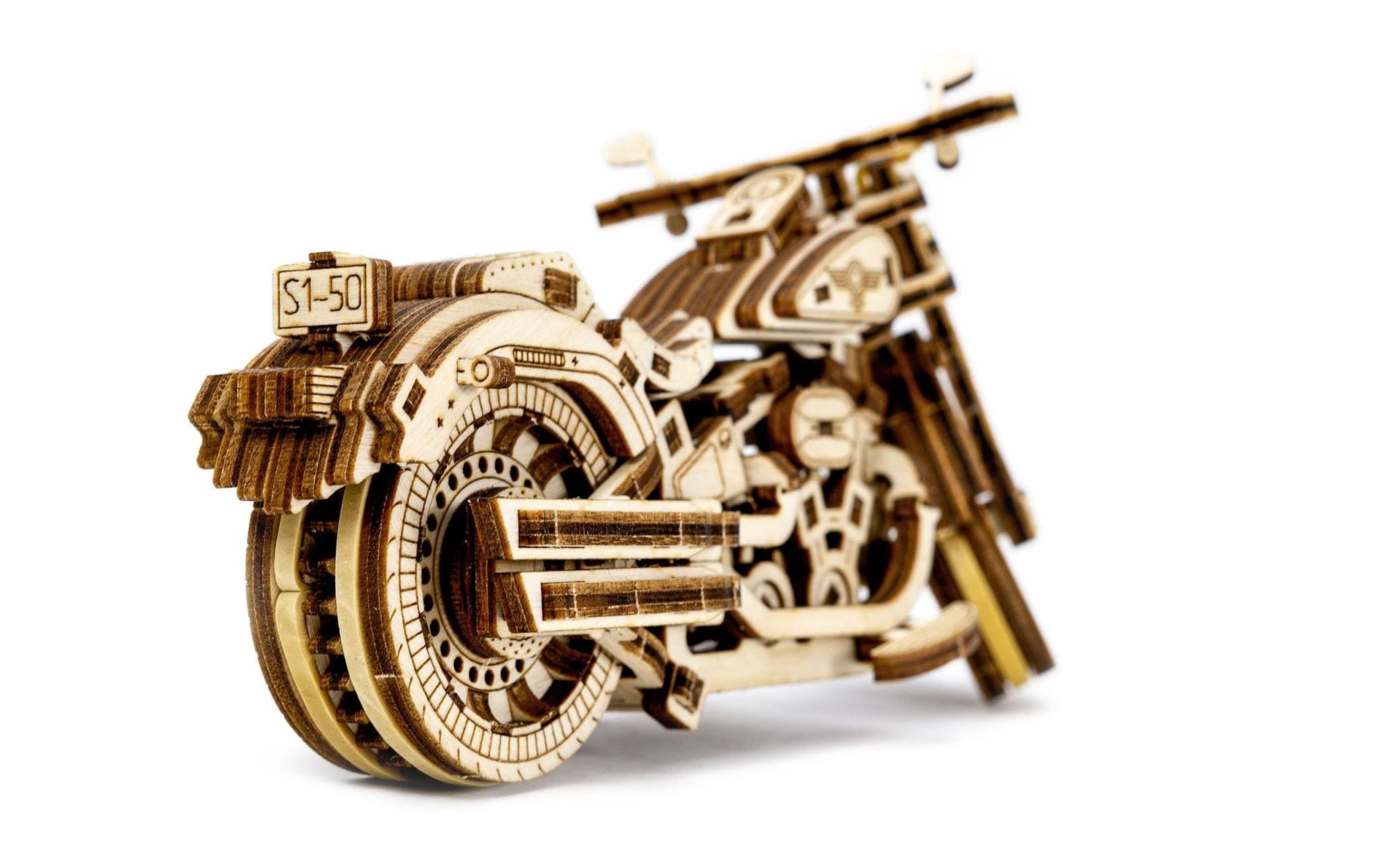 Revell® Modellbausatz »Revell Tiny Adventures, Cruiser V-Twin, Motorrad-Bausatz aus Holz« 1:13 Made in Europe