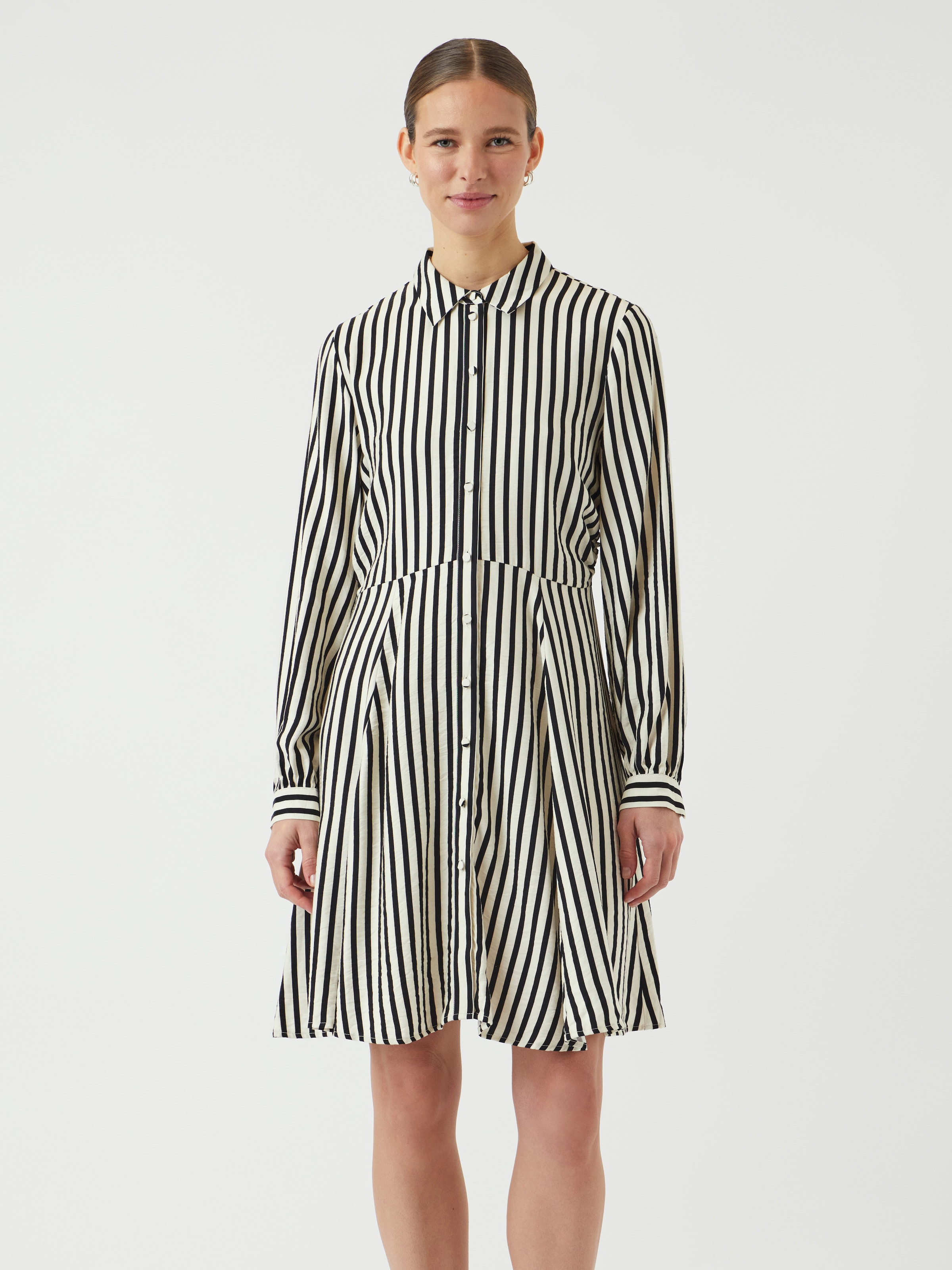 Image of Y.A.S Hemdblusenkleid "YASKAYA LS SHIRT DRESS S. NOOS" Sommerkleid