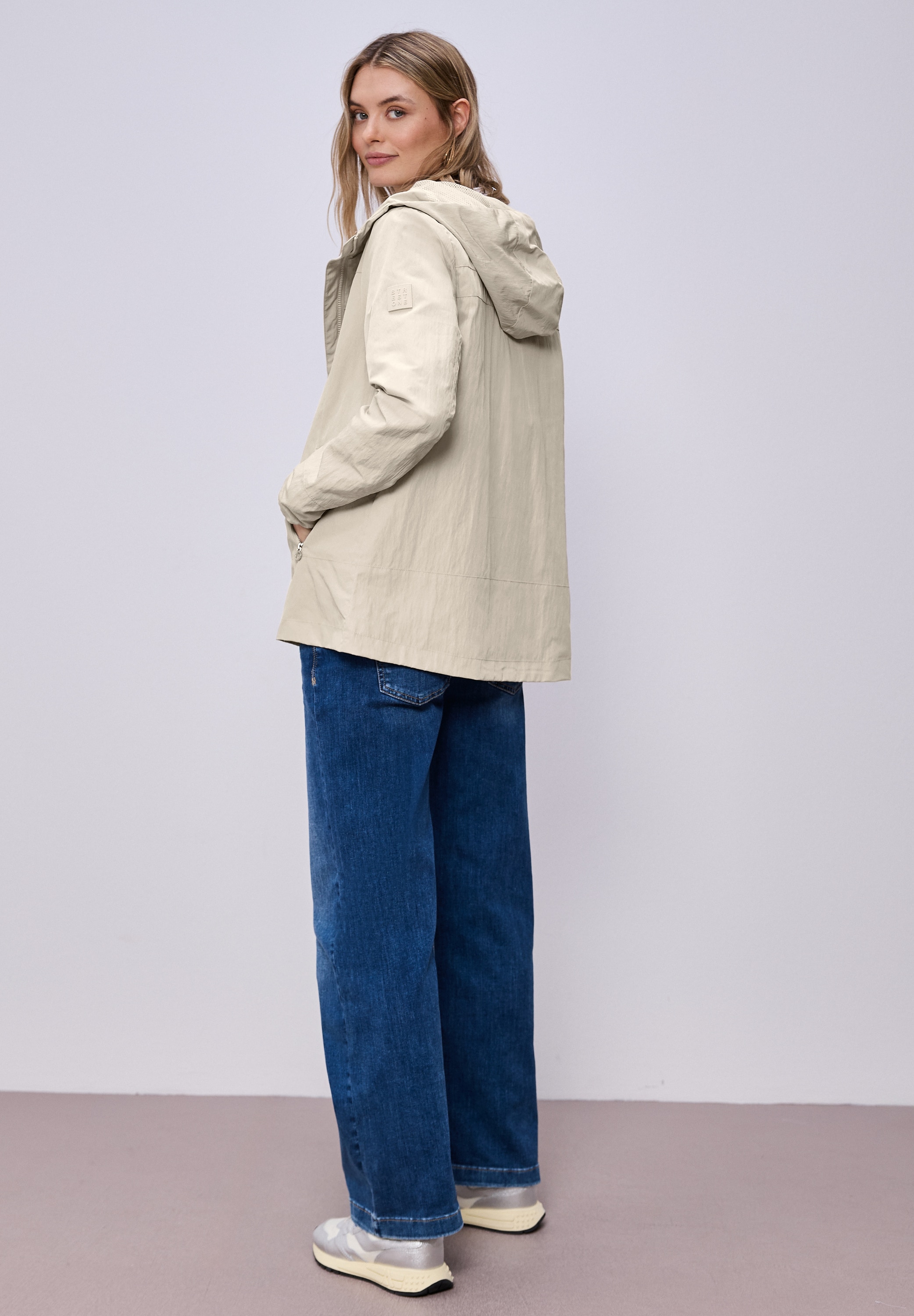 STREET ONE Veste courte mit Kapuze mit Kapuze