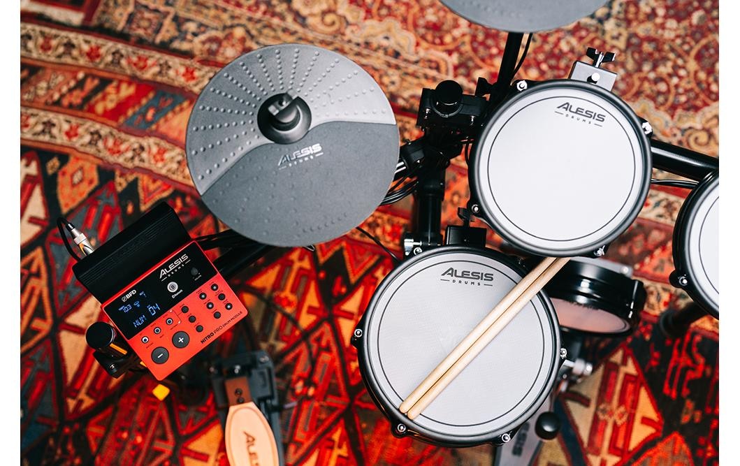   E-Gitarre »Alesis Nitro Max Pro XL«