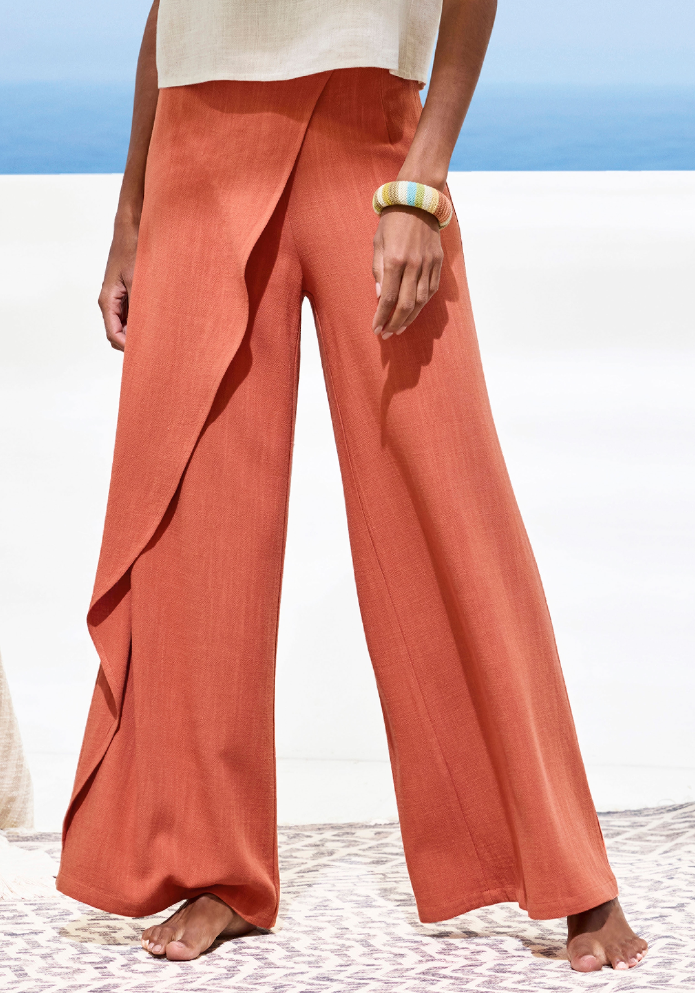 Image of French Connection Loungehose, mit Leinen-Anteil, in weit fliessendem Lagenlook