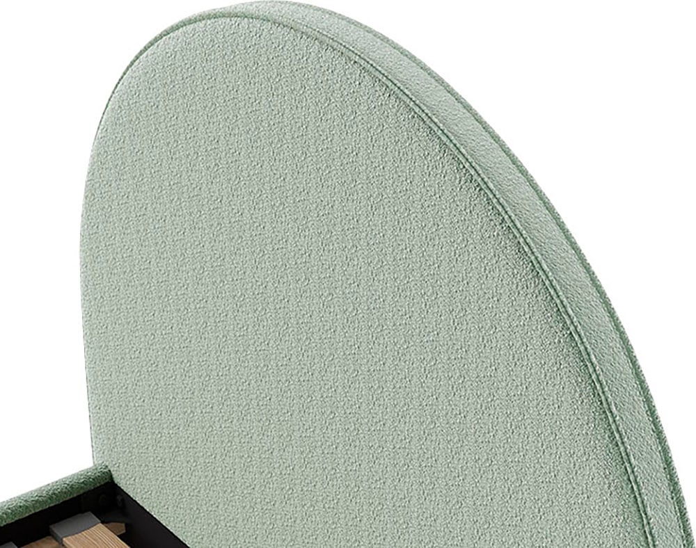 Vipack Polsterbett »Moon, mit flauschigem Bouclé Stoff in verschiedenen Farben« B/H/T ca. 147x132x212cm, gebogenes Kopfteil, Füsse Massivholz,  inkl. Rolllattenrost, wahlweise 2 Breiten und verschiedene Farben