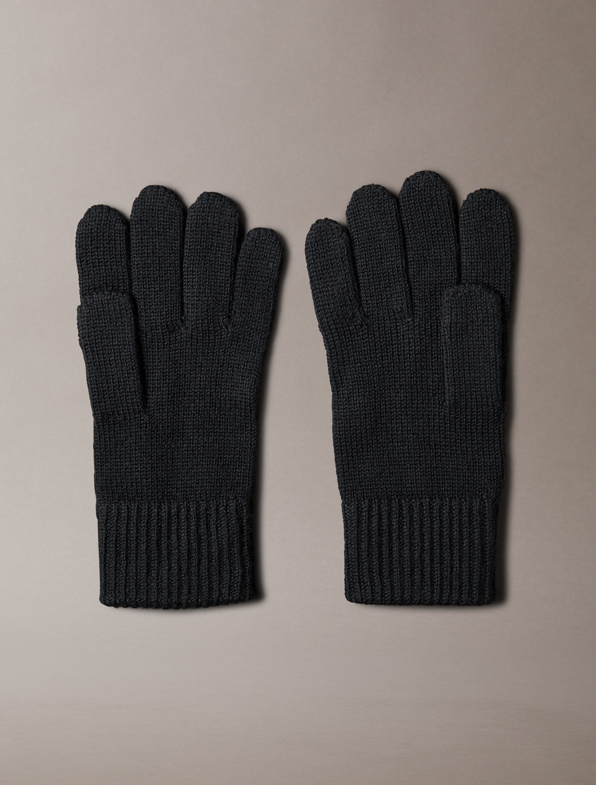 Calvin Klein Jeans Strickhandschuhe Rippstrick, warme Wollmix-Qualität